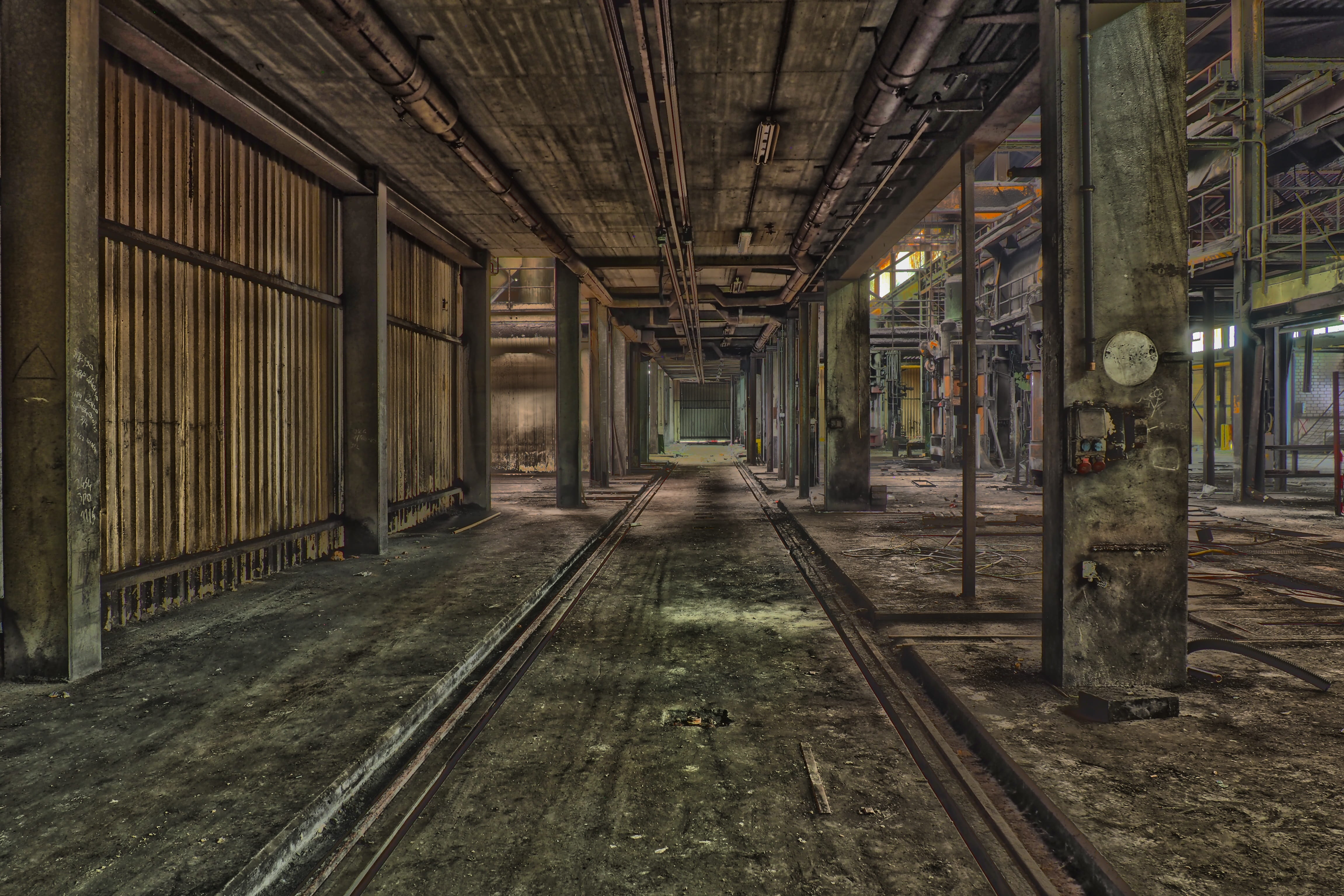 no people, ailing, rail transportation, maschinenhalle, ceiling, forget, industry, lost places, hdr, factory, obsolete, architectural column, transportation, HD Wallpaper
