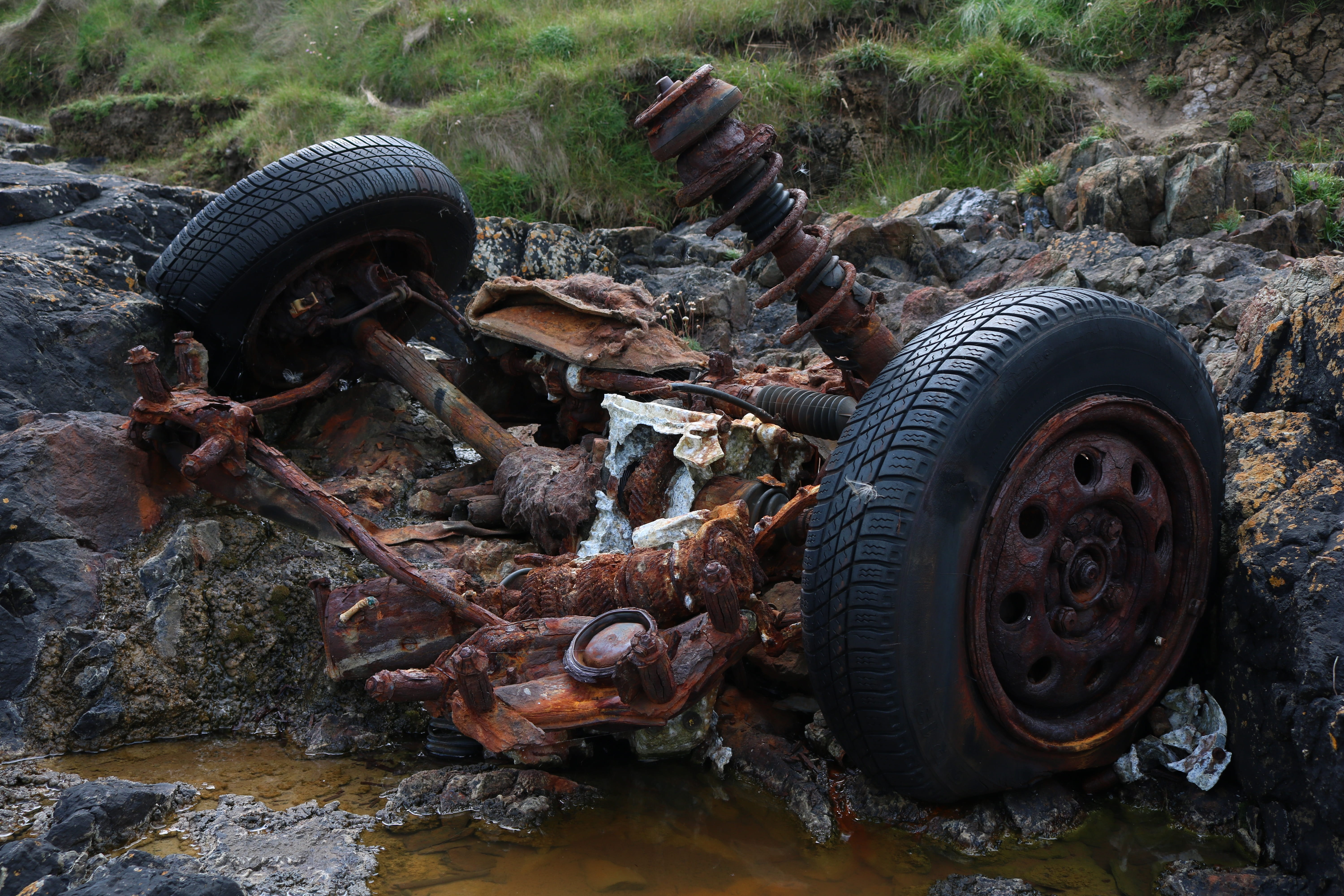 no people, obsolete, corrosion, scrap car, scrap iron, nostalgia, pollution, recycling, disposal, broken, 5K, old car, land, metal scrap, rusted, oldtimer, HD Wallpaper