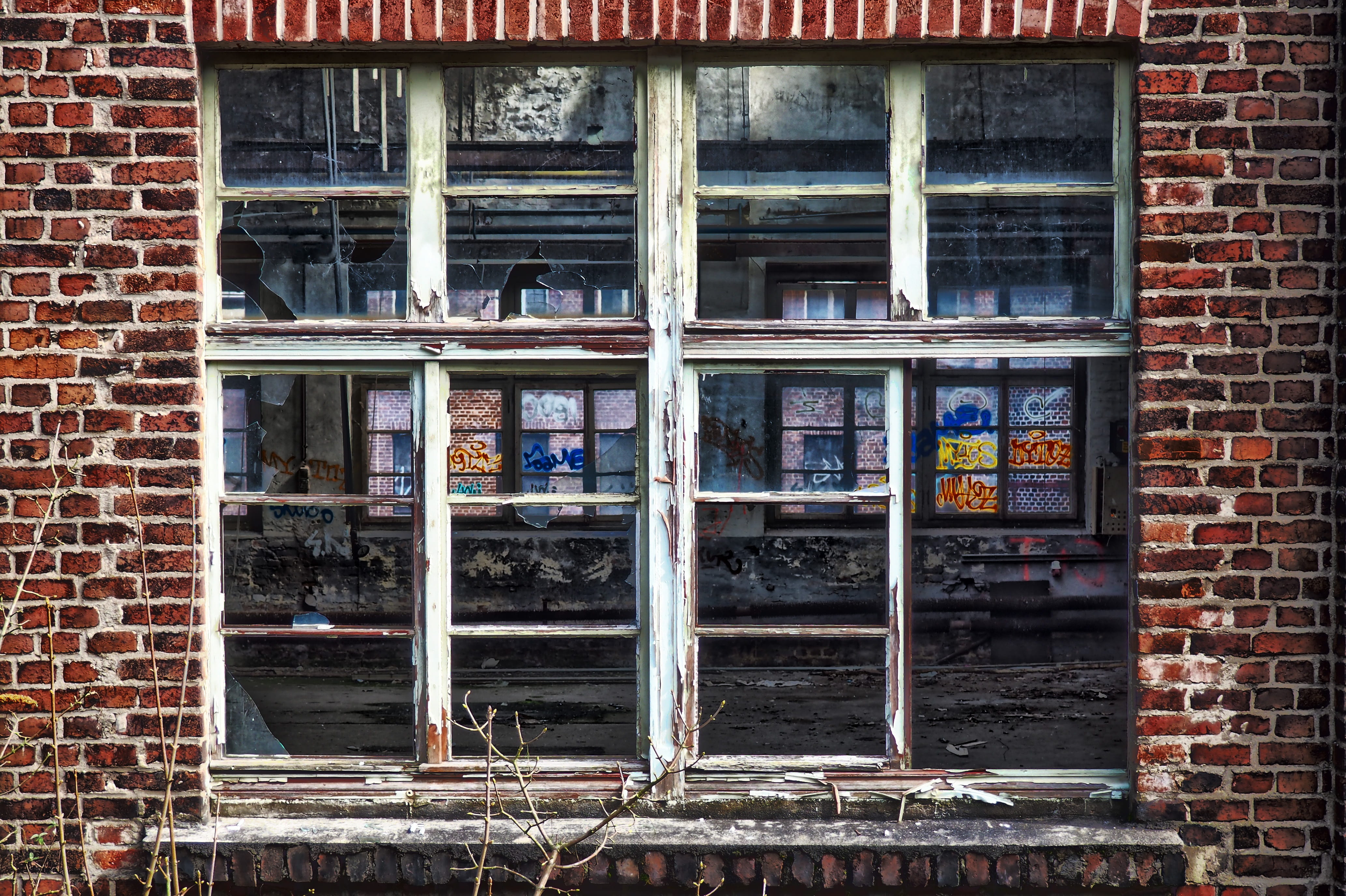 facade, day, city, brick, broken glass, no people, old factory, glass breakage, industrial building, brick wall, destruction, past, pforphoto, passed, forget, HD Wallpaper