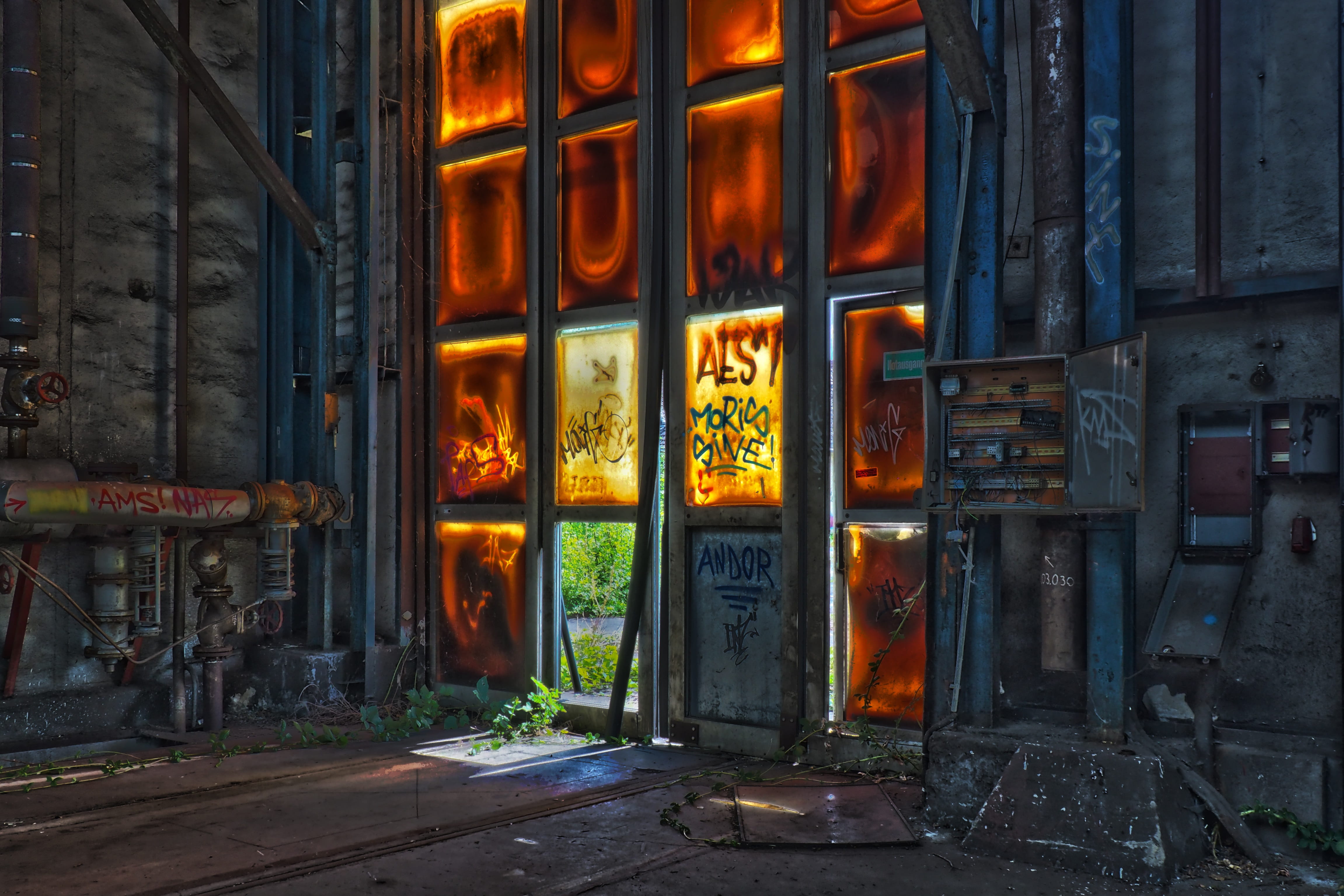 factory, city, industrial plant, forget, door, illuminated, mood, graffiti, orange color, entrance, 4K, sidewalk, lapsed, pforphoto, ruin, house, building exterior, HD Wallpaper