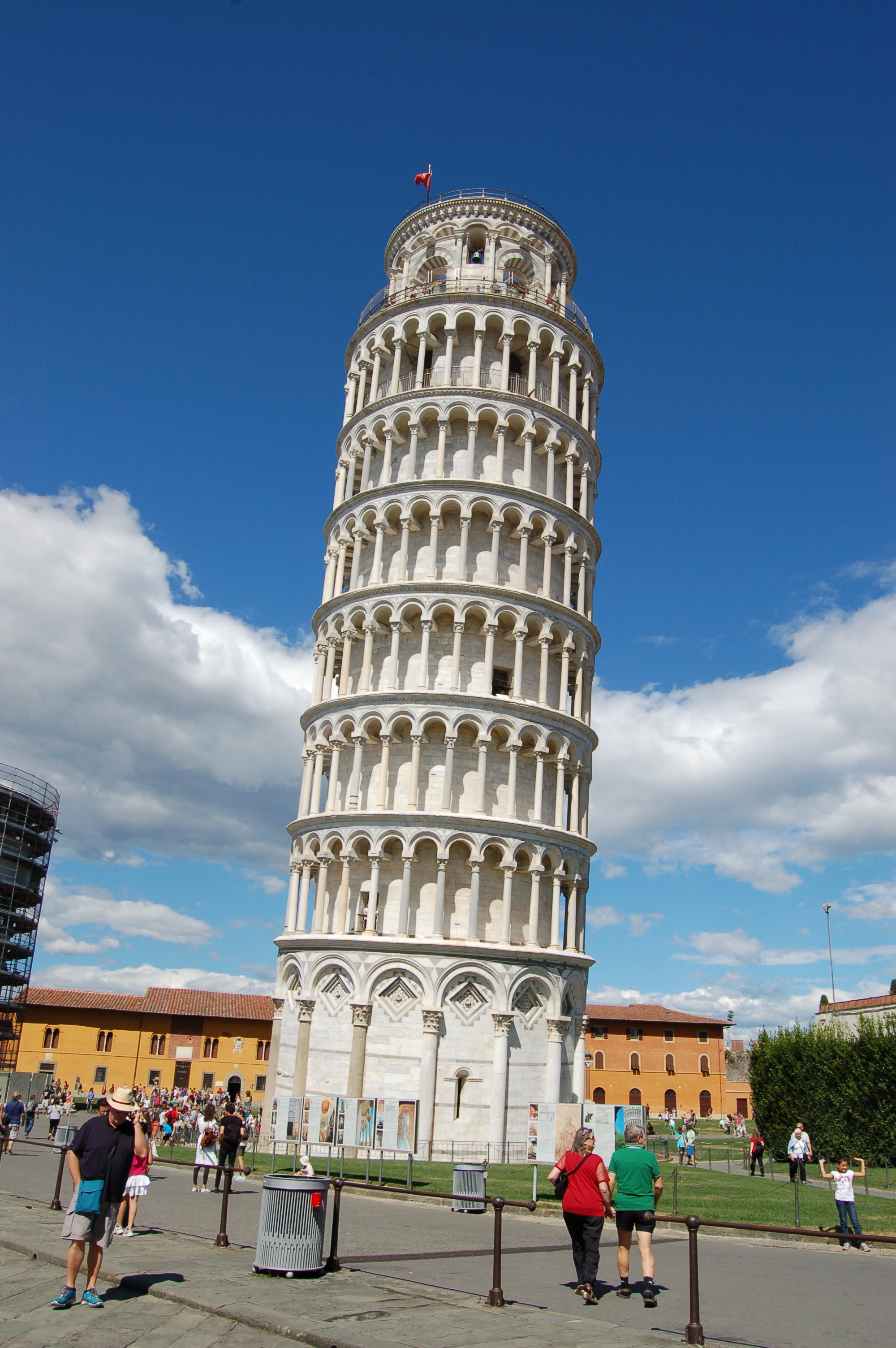 group of people, building exterior, columnar, leaning tower, ancient civilization, history, built structure, large group of people, tower, italy, women, Phone HD Wallpaper