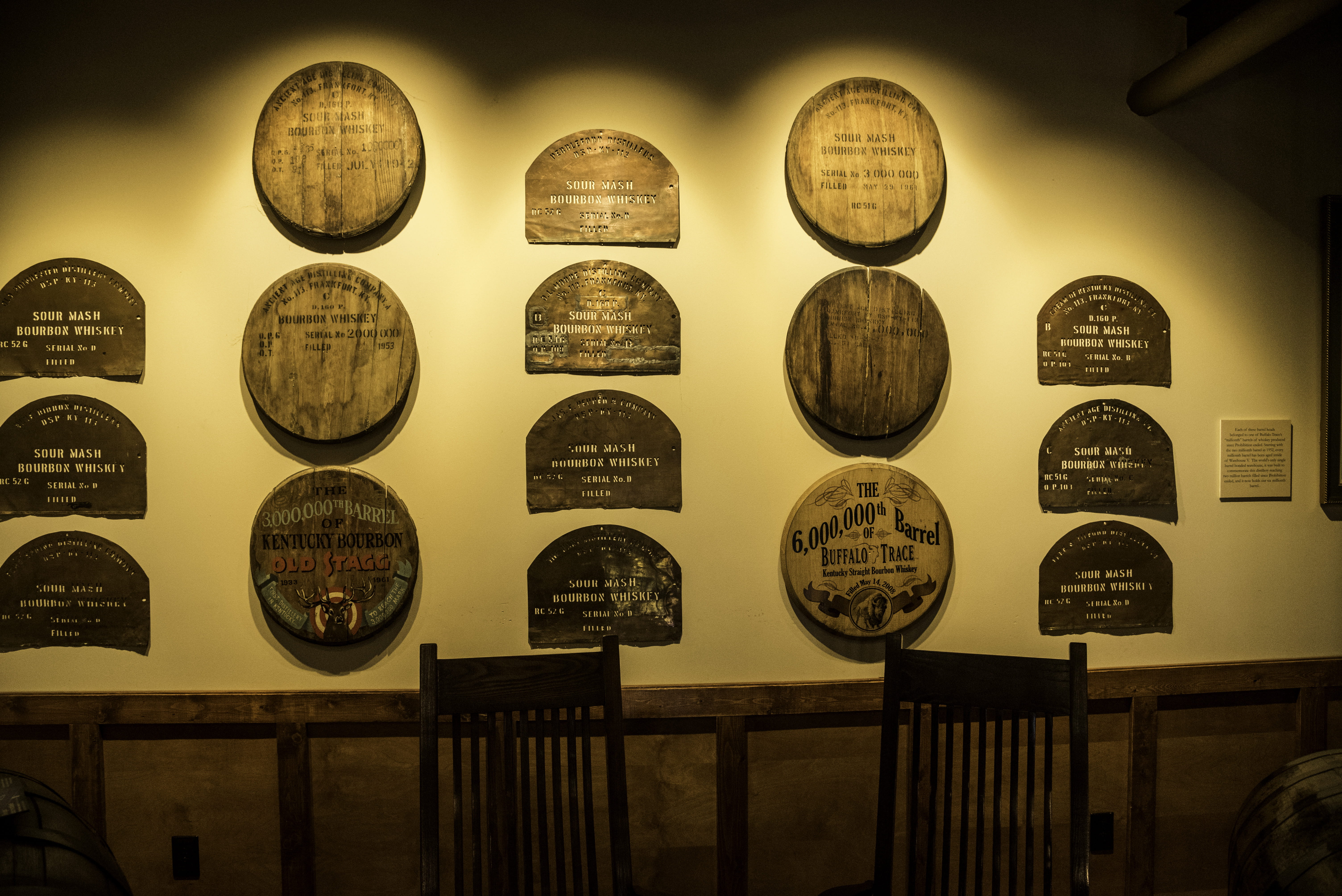 geometric shape, public domain, wall, text, built structure, day, building, awards, Kentucky, in a row, western script, choice, trace, buffalo, circle, HD Wallpaper
