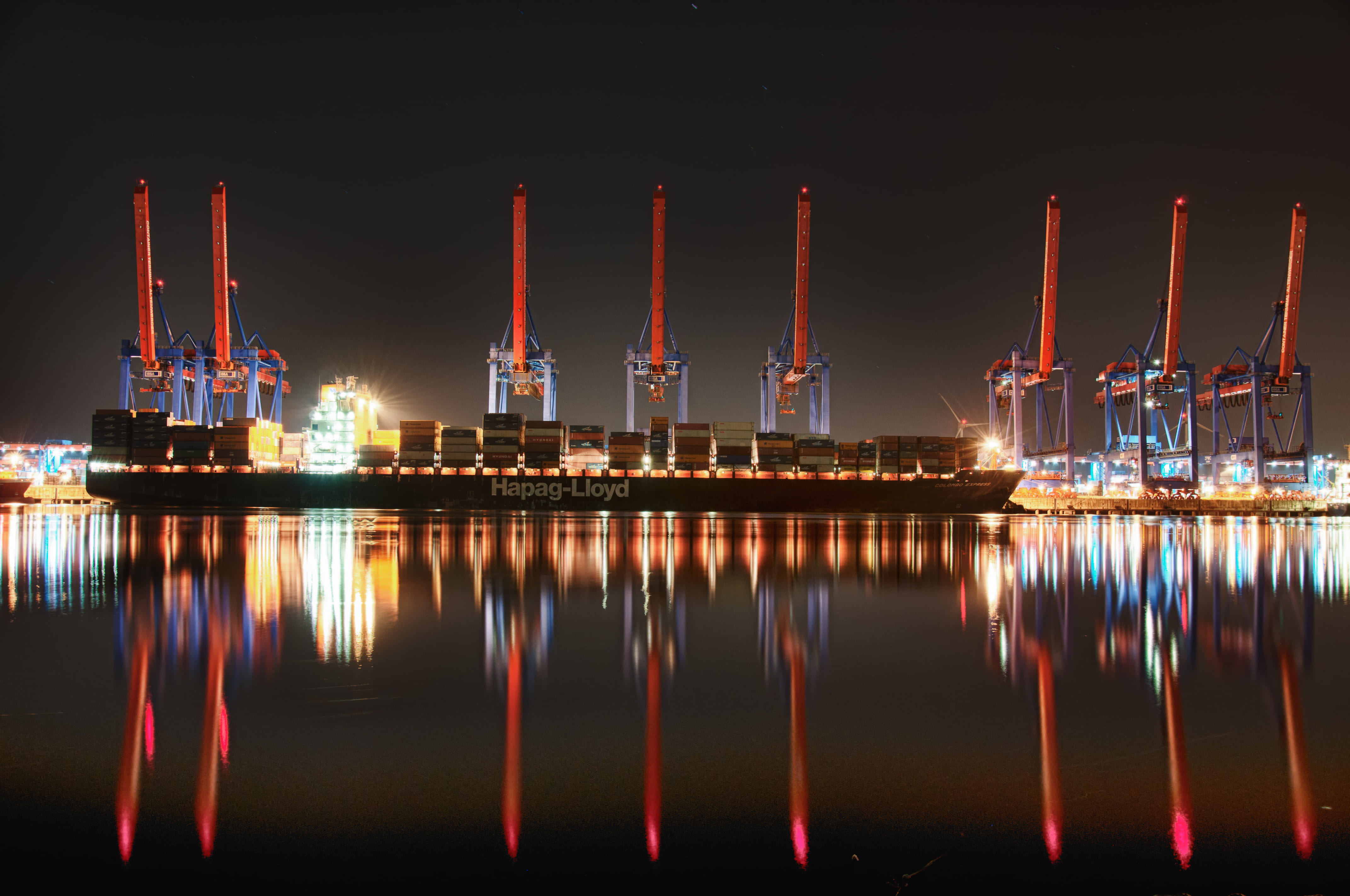 illuminated, reflection, 4K, cranes, machinery, modern, sea, fuel and power generation, sky, harbor, terminal, container, no people, business, night, pollution, HD Wallpaper
