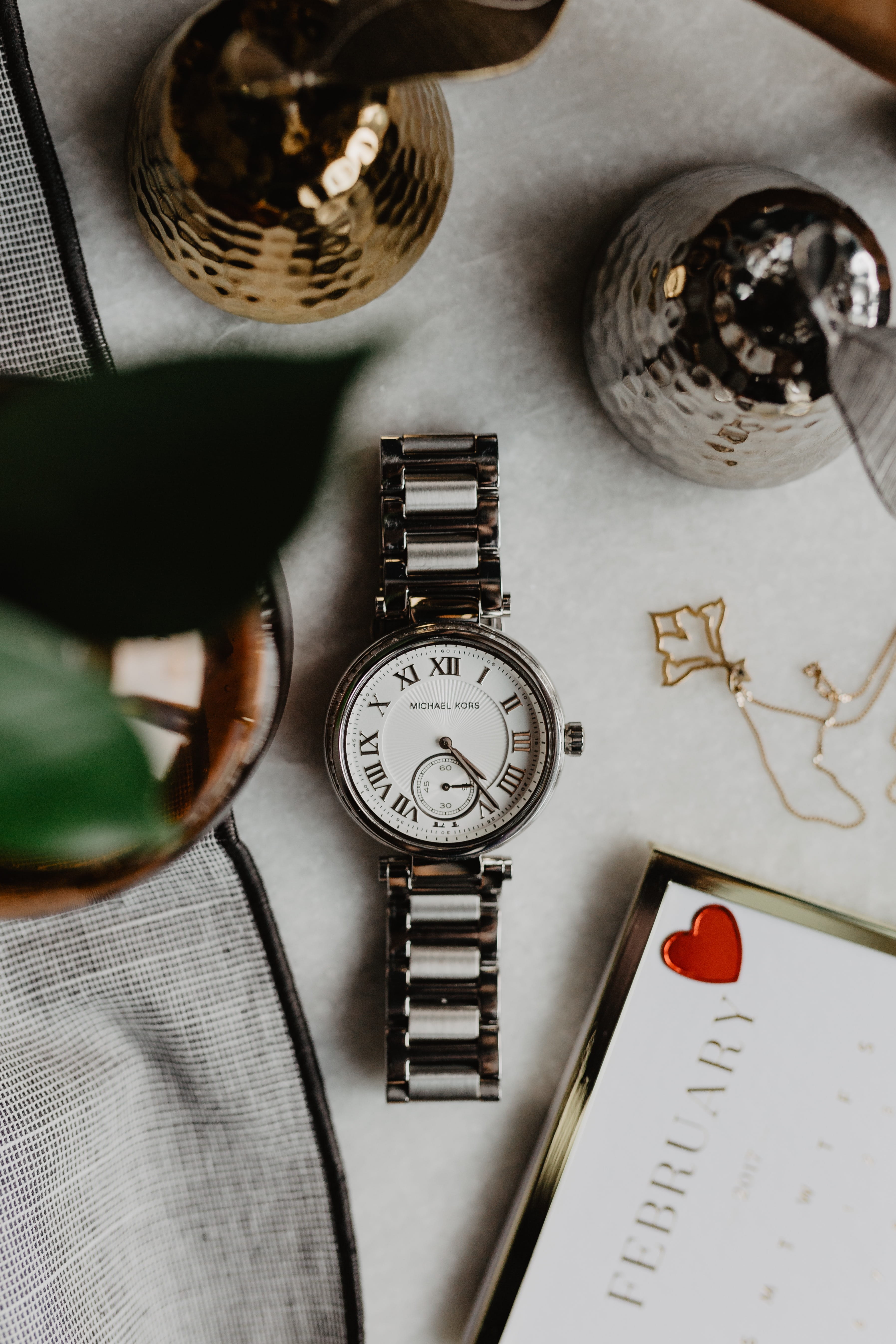 clock face, flatlay, watch, jewelery, time, female, still life, distillation, jewelry, close-up, object, human body part, one person, table, instrument of time, Phone HD Wallpaper