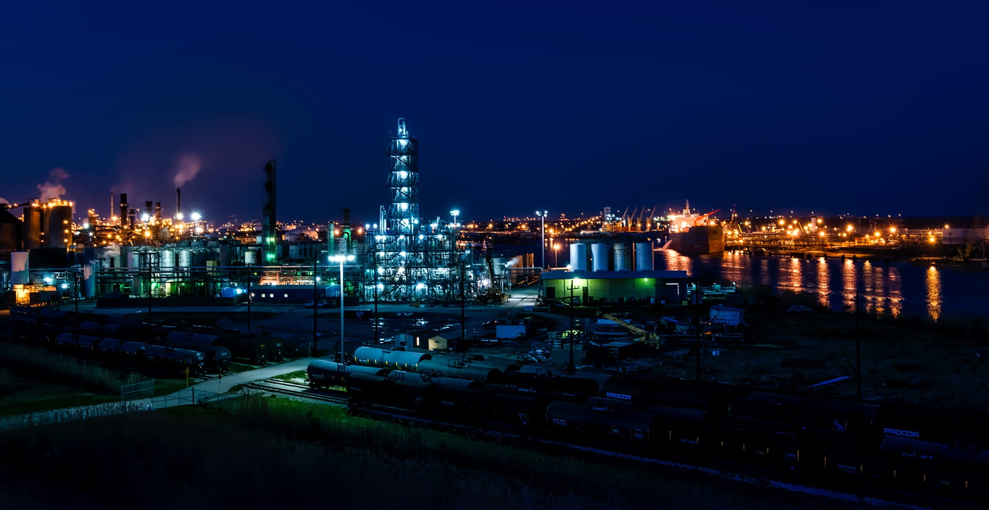 oil industry, hdr, no people, shot, environment, nighttime, reflection, panorama, reflections, storage, refinery, port arthur, business, petroleum, built structure, HD Wallpaper