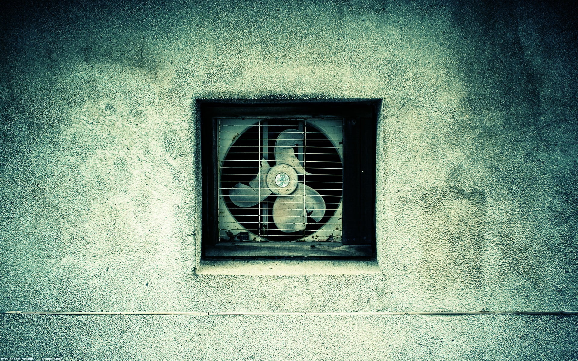 1080P, geometric shape, screw, circle, built structure, textured, shape, wall - building feature, outdoors, exhaust fan, architecture, no people, the ruins, HD Wallpaper