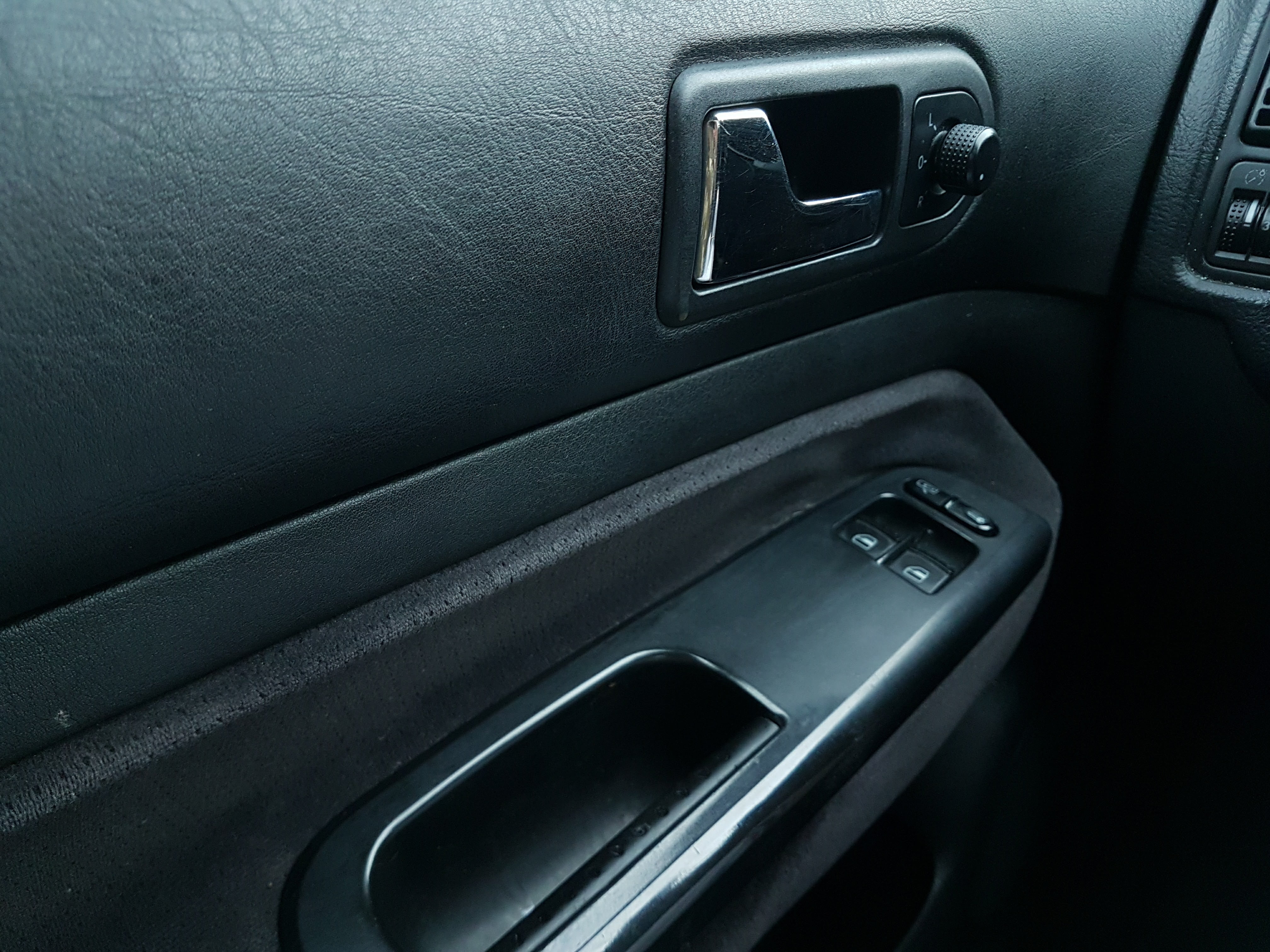 auto, indoors, airplane, volkswagen, black color, mode of transportation, vehicle interior, transportation, wealth, dashboard, air duct, car interior, automotive, HD Wallpaper