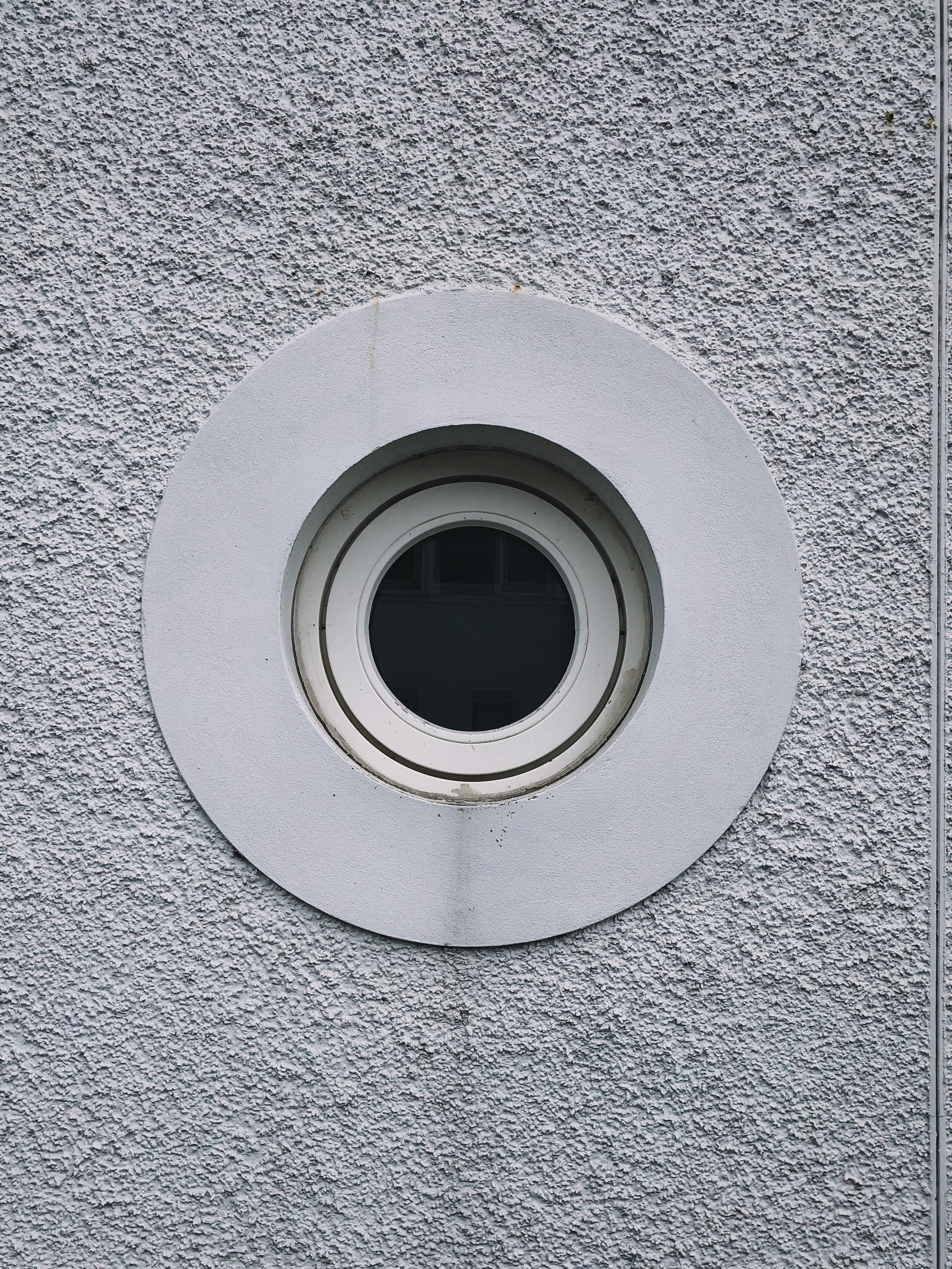 window, backgrounds, architecture, design, textured, building exterior, metal, exhaust fan, geometric shape, minimal, wall, surface, outdoors, circle window, Phone HD Wallpaper