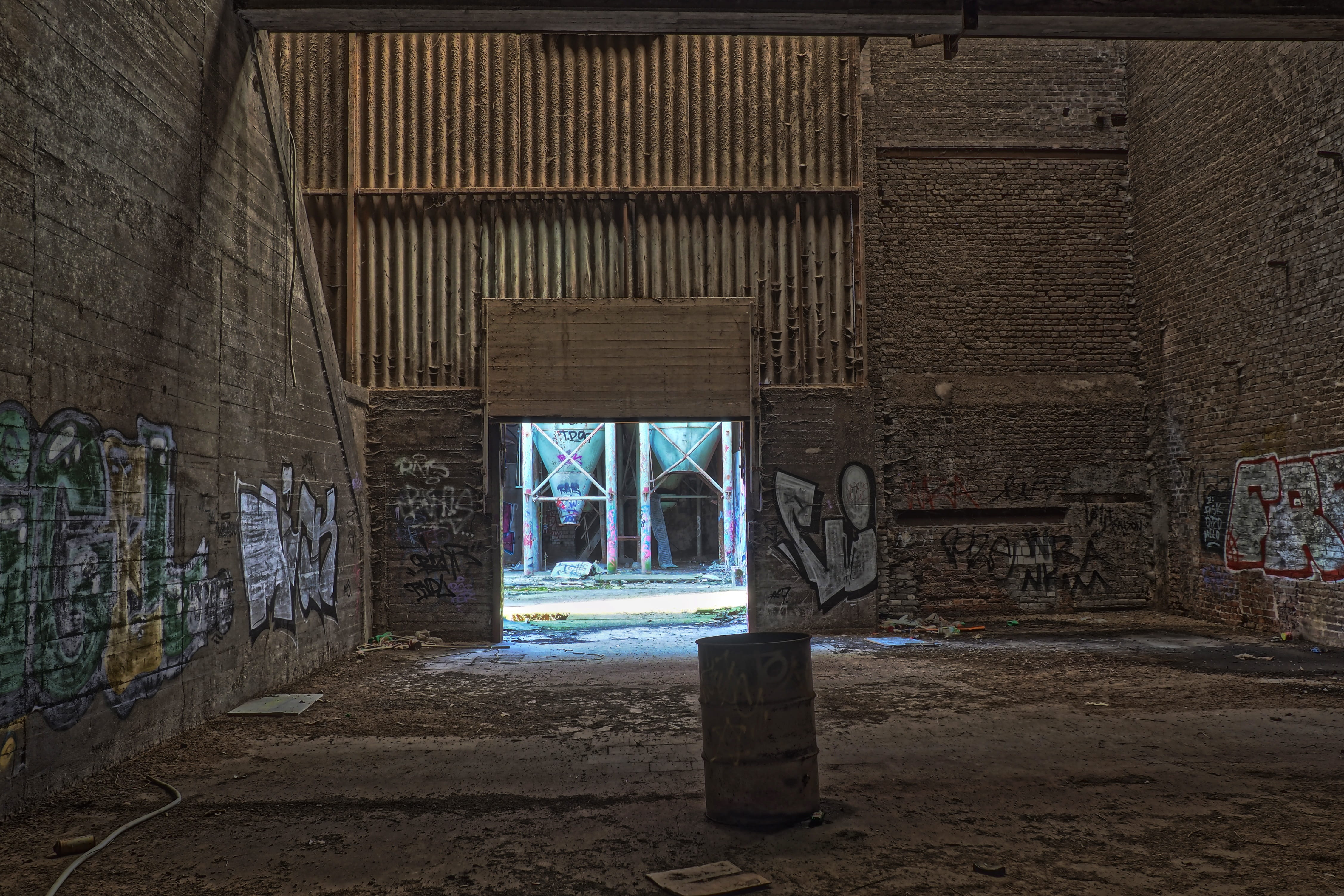 4K, history, factory building, forget, goal, building, industry, indoors, lost places, run-down, factory, old factory, forgotten places, day, architecture, HD Wallpaper