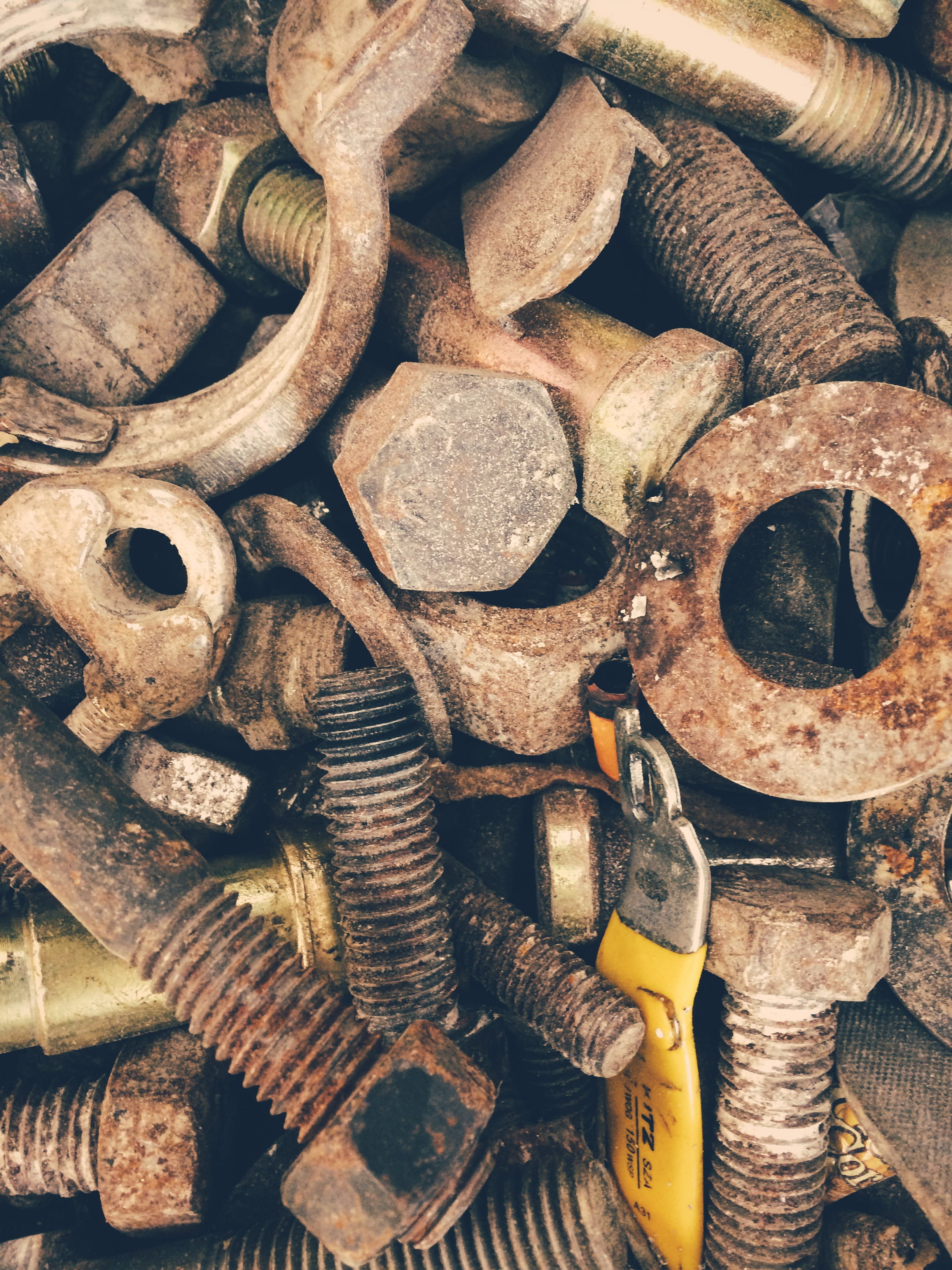 repairing, textured, construction Industry, indoors, industry, heap, stack, nuts, iron - Metal, Rusty, metal, nut - Fastener, old, backgrounds, 2K, deterioration, Phone HD Wallpaper
