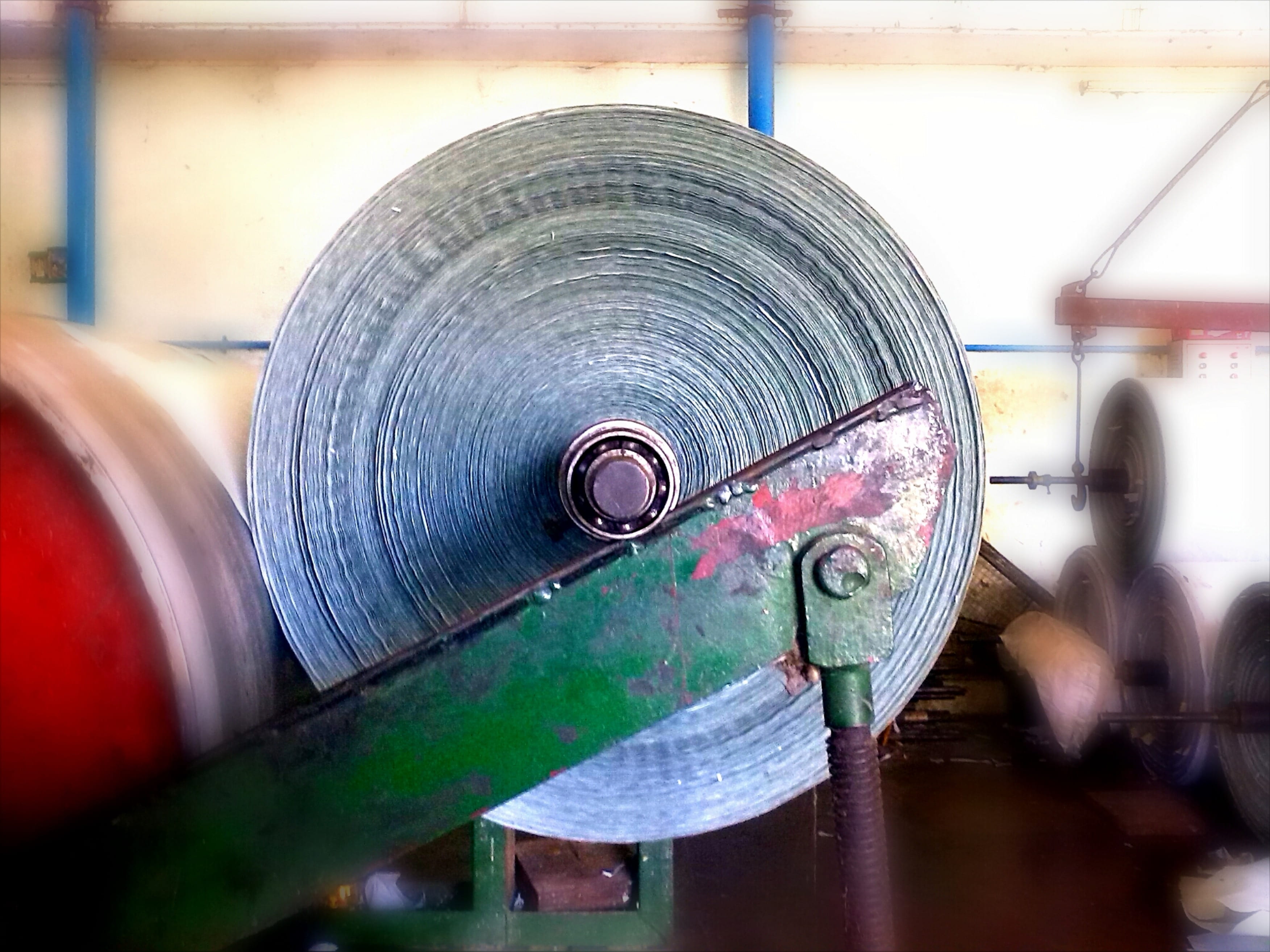 grinding, mill, unused, selective focus, fan, blurred motion, circle, metal, architecture, paper mill, newspaper, built structure, shape, industrial, manufacturing, HD Wallpaper