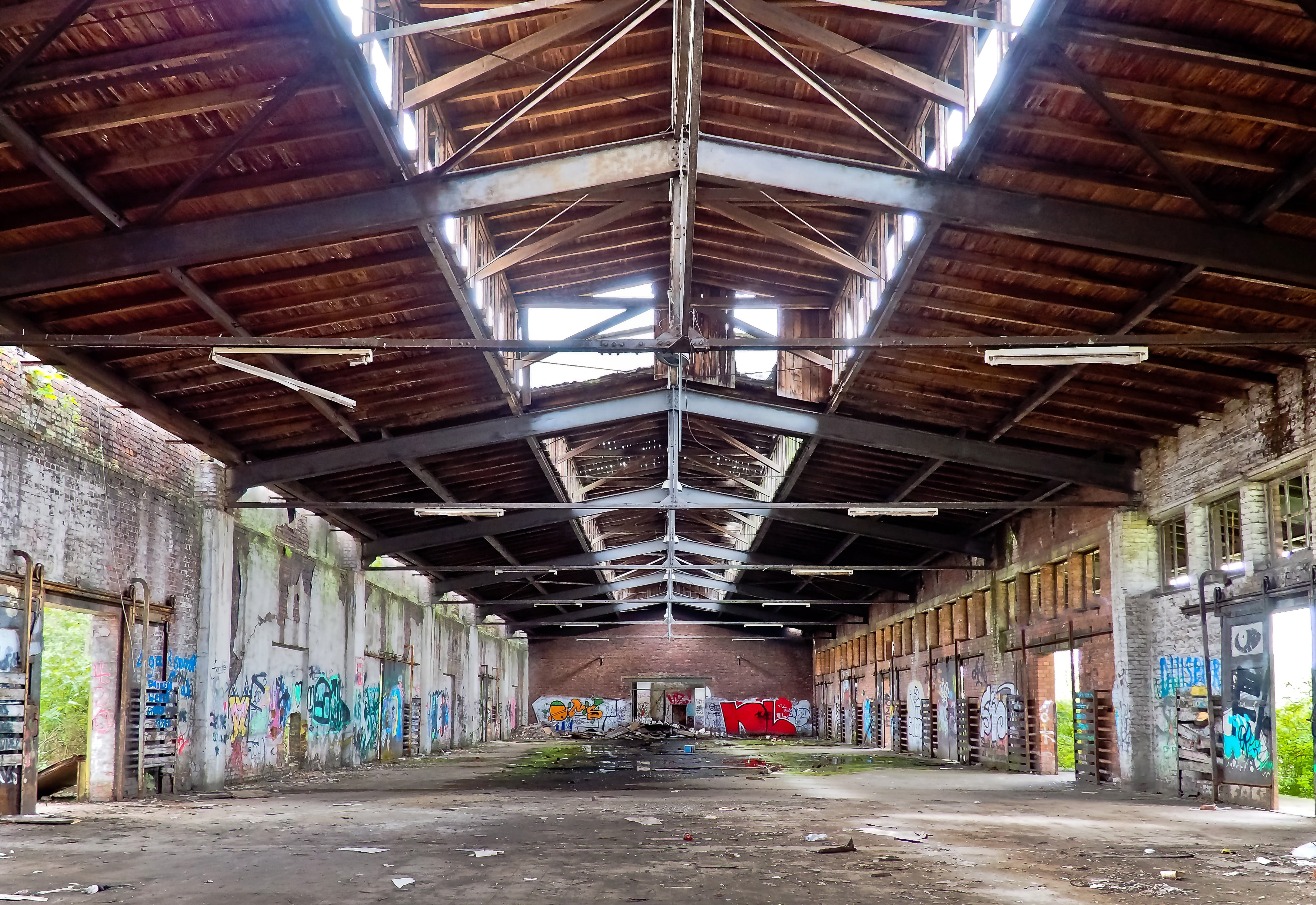 unused, old factory, indoors, neglected, graffiti, train hall, shipping charge hall, weathered, past, broken, transience, run down, stainless, pforphoto, HD Wallpaper
