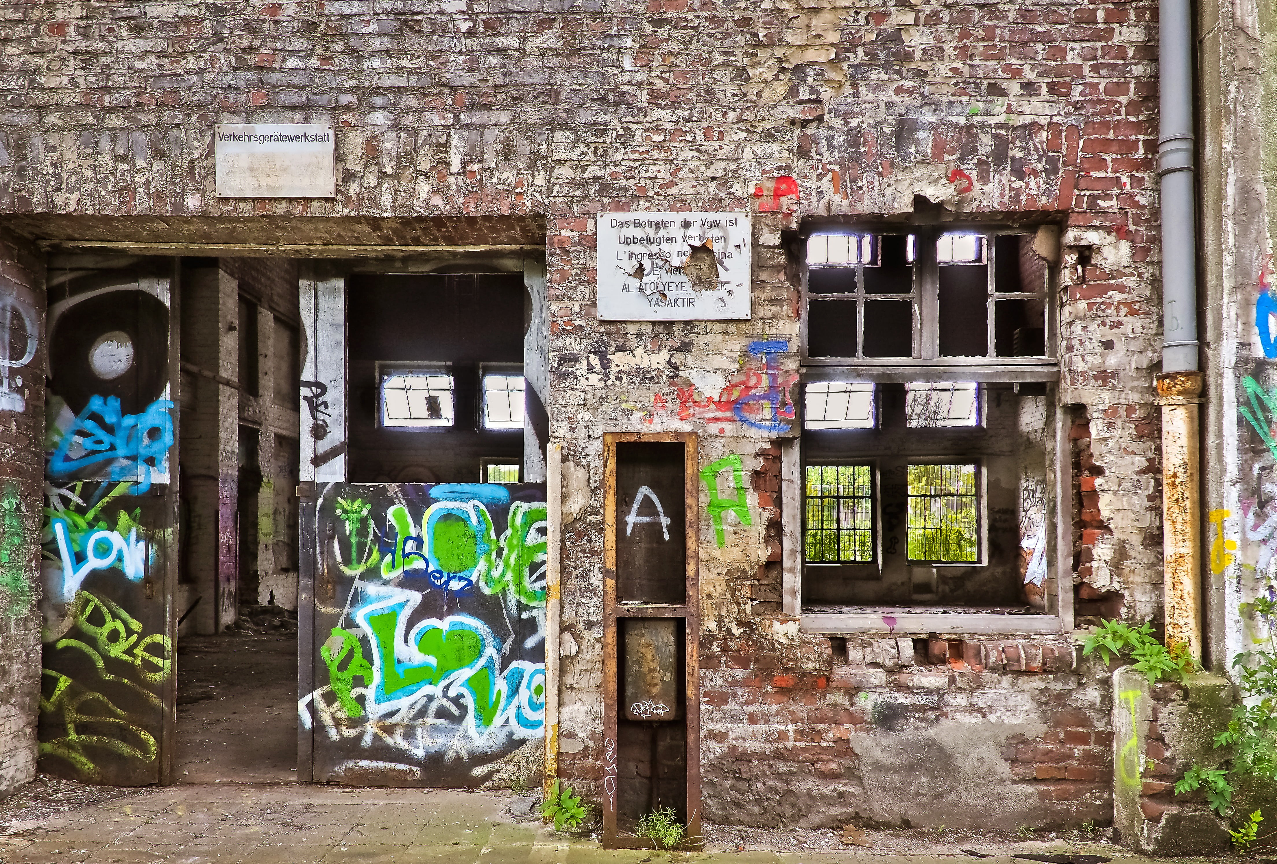run down, stainless, lapsed, neglected, atmosphere, old building, decay, railway depot, window, abandoned, unused, day, weathered, dilapidated, train, broken, HD Wallpaper