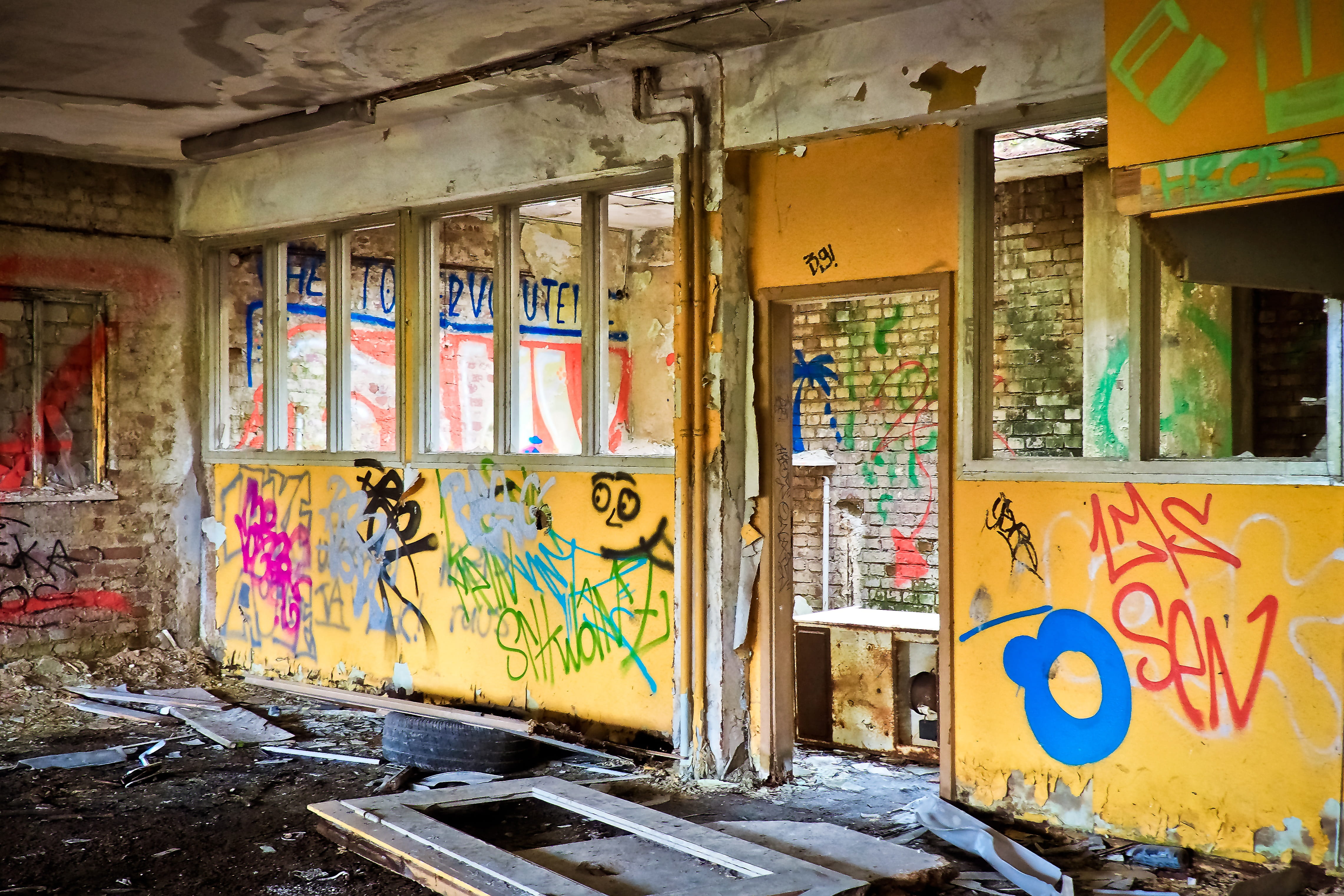 weathered, old factory hall, color Image, lost places, columnar, transient, mural, graffiti, weird, dilapidated, abandoned, no People, finiteness, railway station, HD Wallpaper