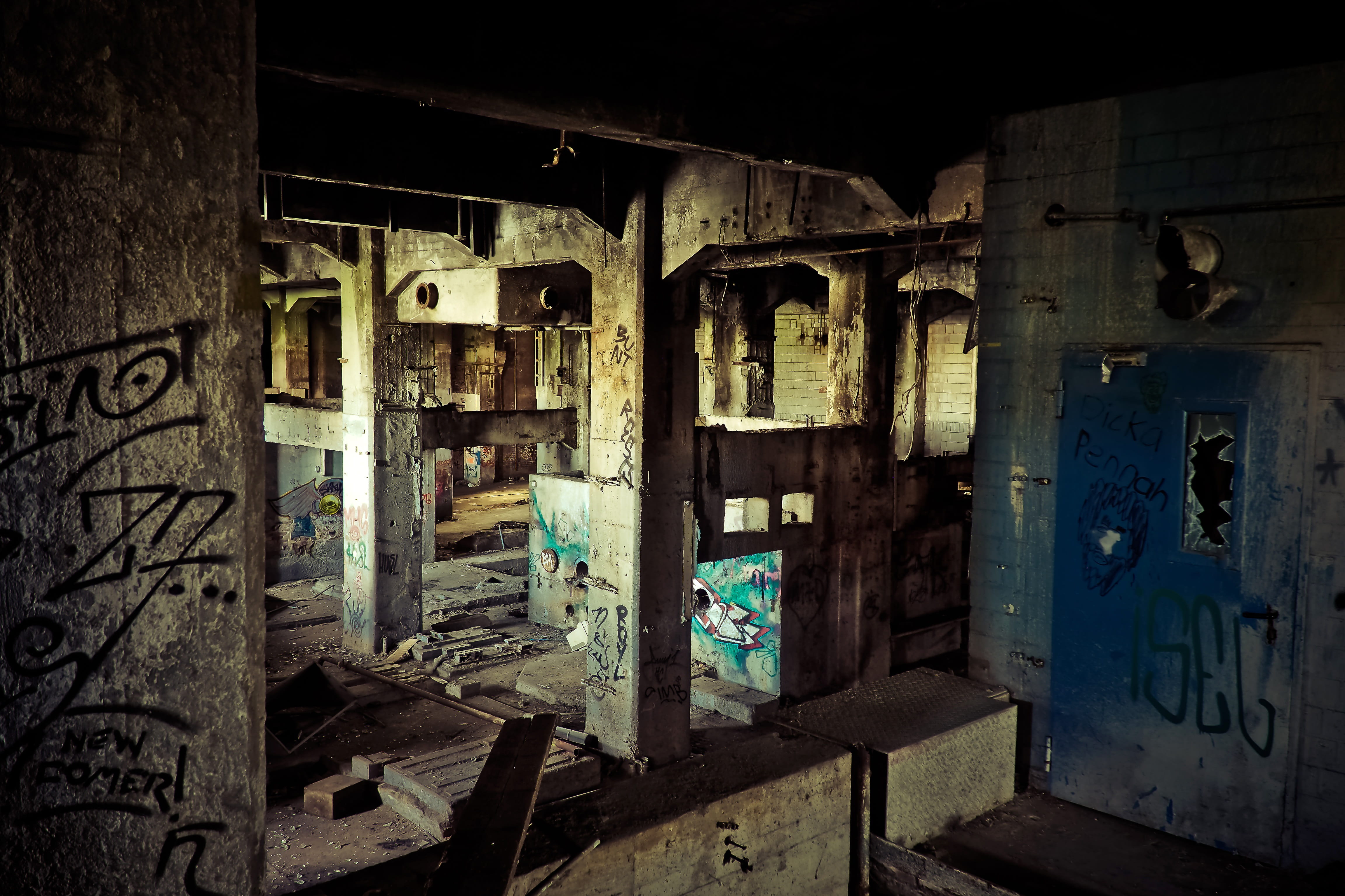 pforphoto, architecture, weird, industry, passed, broken, no people, decline, decay, damaged, transience, space, old building, void hall, mood, dilapidated, HD Wallpaper