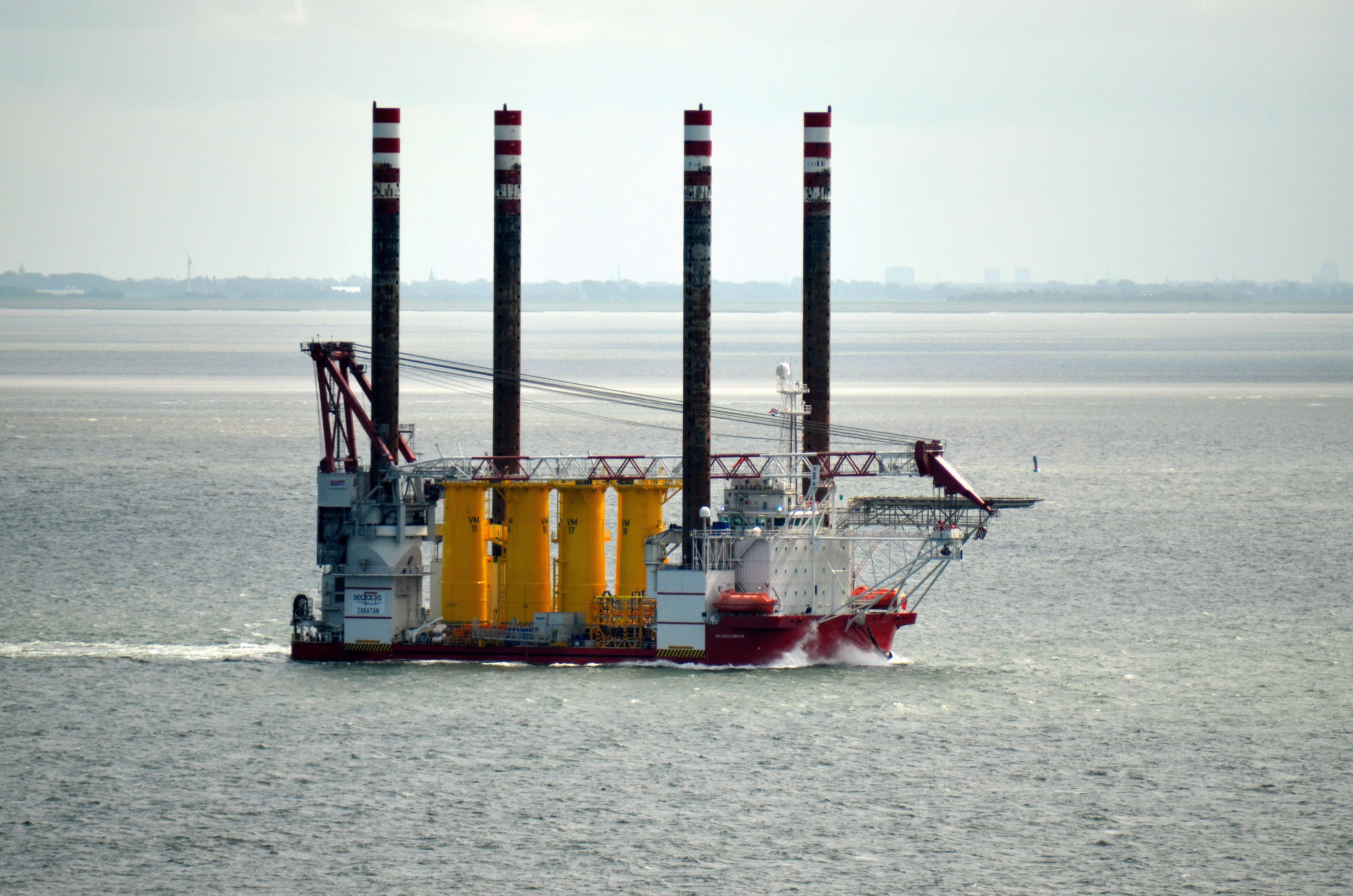 natural gas, pollution, offshore, industry-ship, 4K, environmental issues, business, industrial equipment, factory, fossil fuel, architecture, fuel and power generation, HD Wallpaper