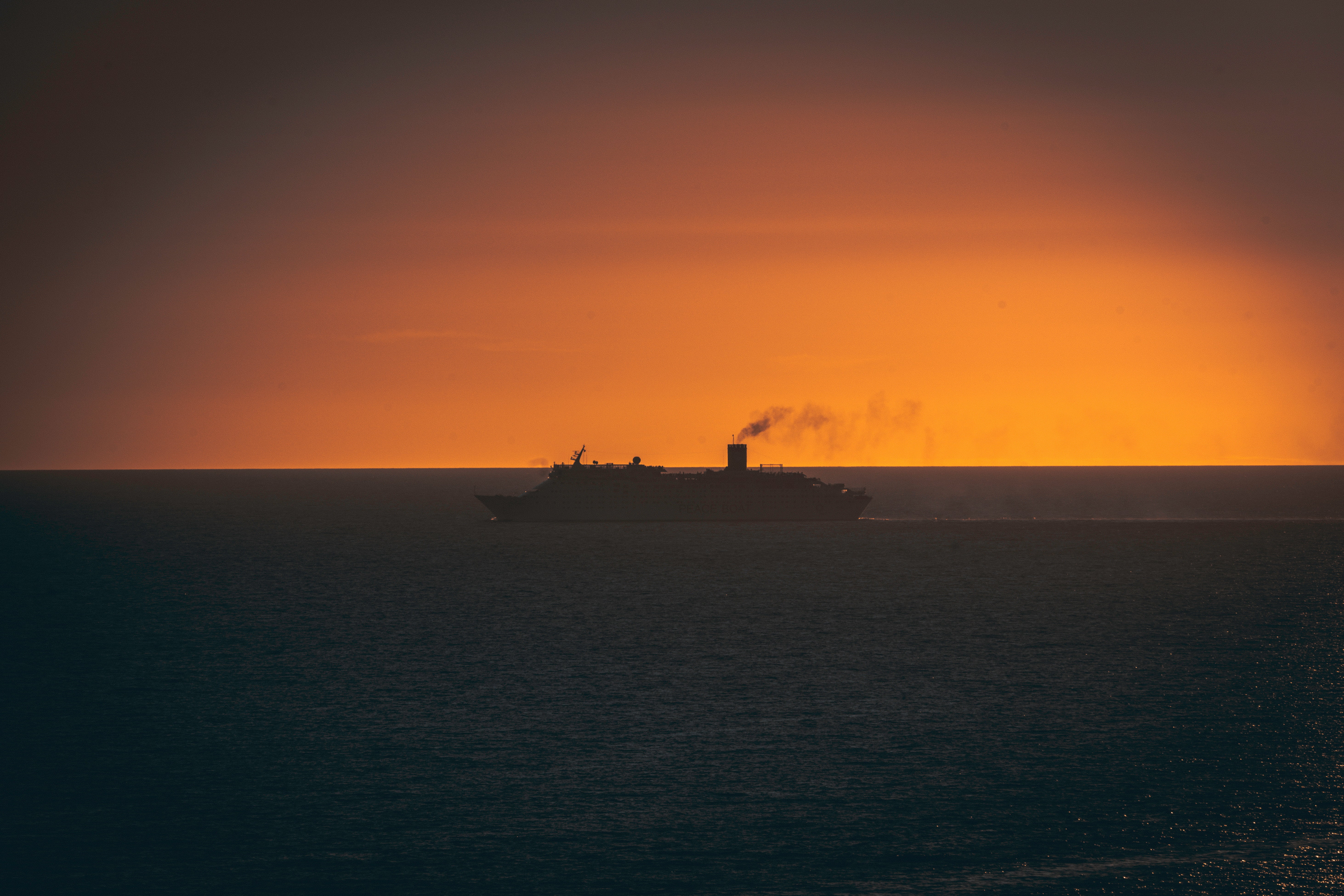 coastline, horizon Over Water, dusk, ship, outdoors, tranquil scene, swimming, container Ship, sea, industrial Ship, travel, nautical Vessel, sunrise - Dawn, HD Wallpaper