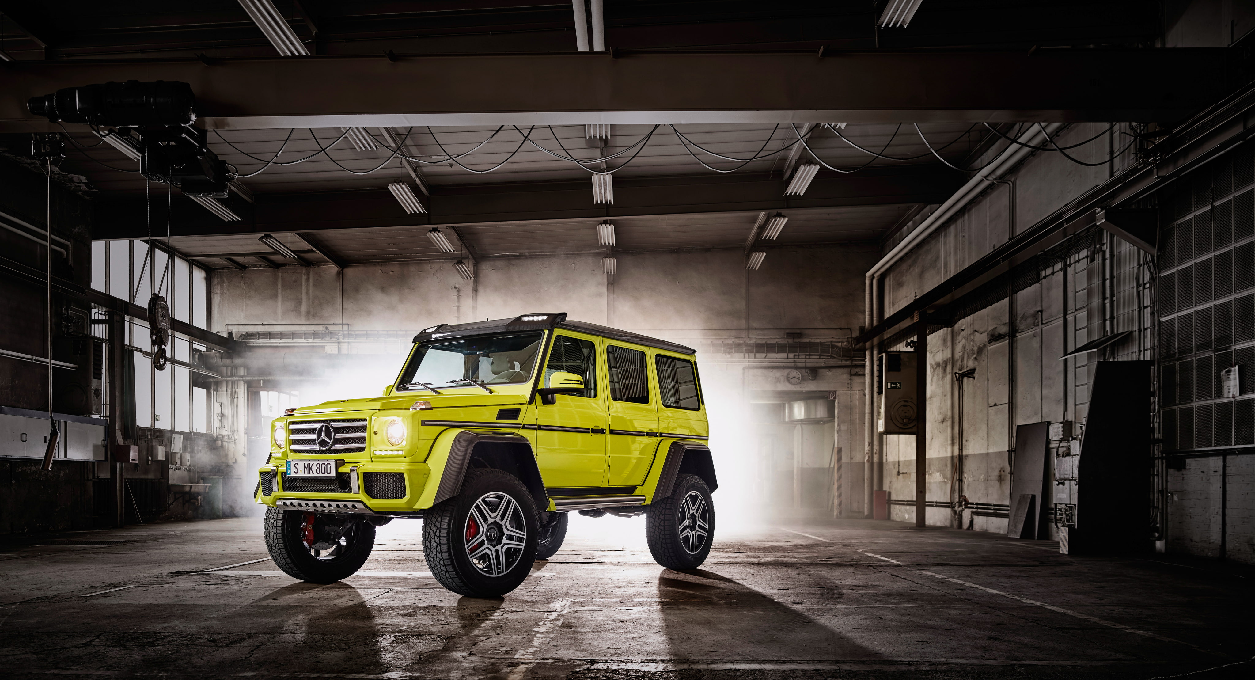 one person, truck, warehouse, 4K, rickshaw, stationary, industry, benz, mercedes, forklift, car, indoors, wheel, building, domestic room, motor vehicle, HD Wallpaper