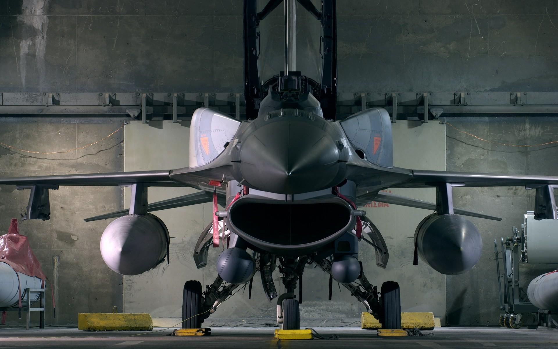 aircraft, military, bomb, cool, 1080P, plane, 1080p, f, 1080i, fighter, hangar, f-16, bombs, aircraft planes, HD Wallpaper