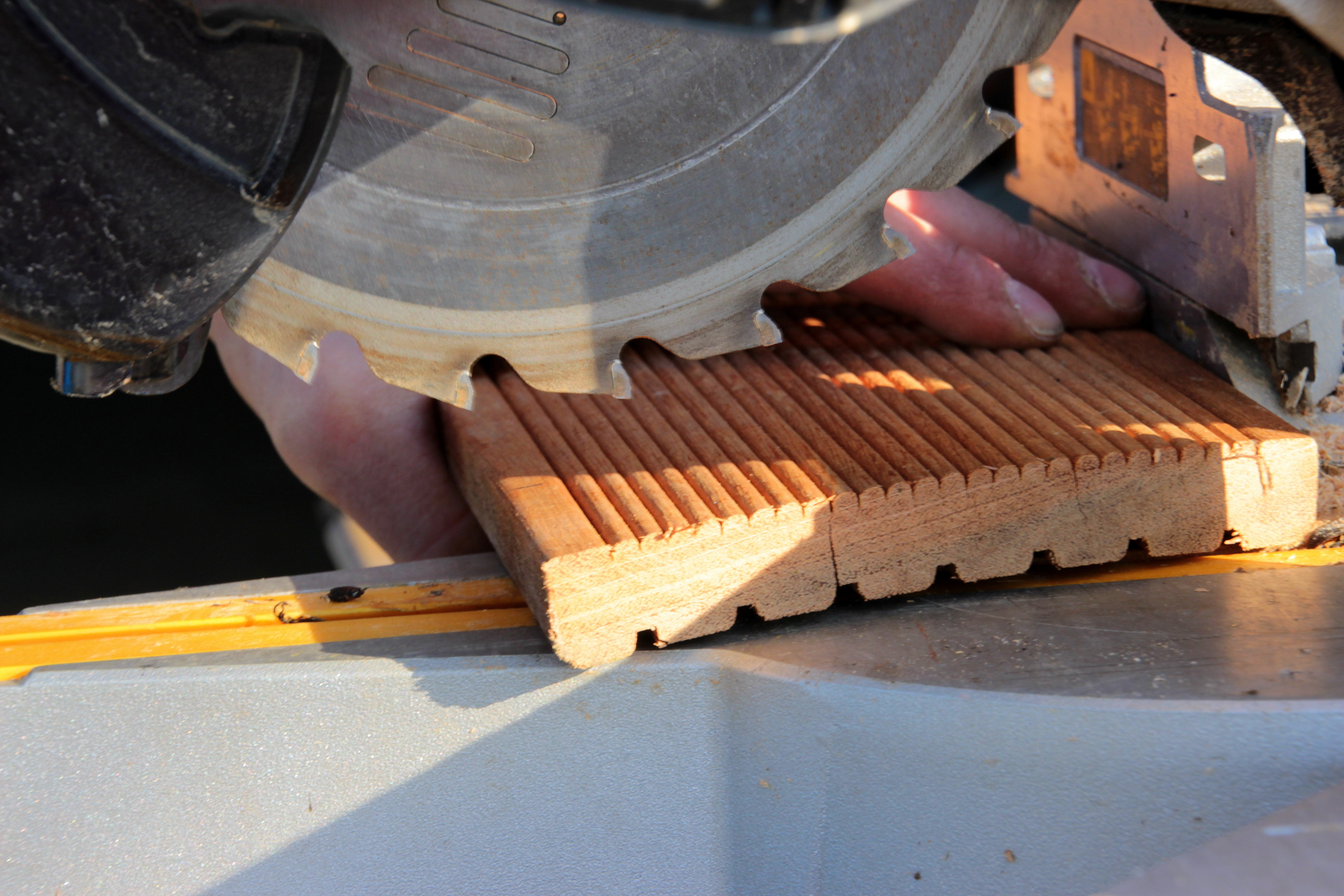 close-up, heat - temperature, outdoors, construction Industry, manual Worker, food and drink, plug the saw, high angle view, preparation, nature, day, industry, HD Wallpaper
