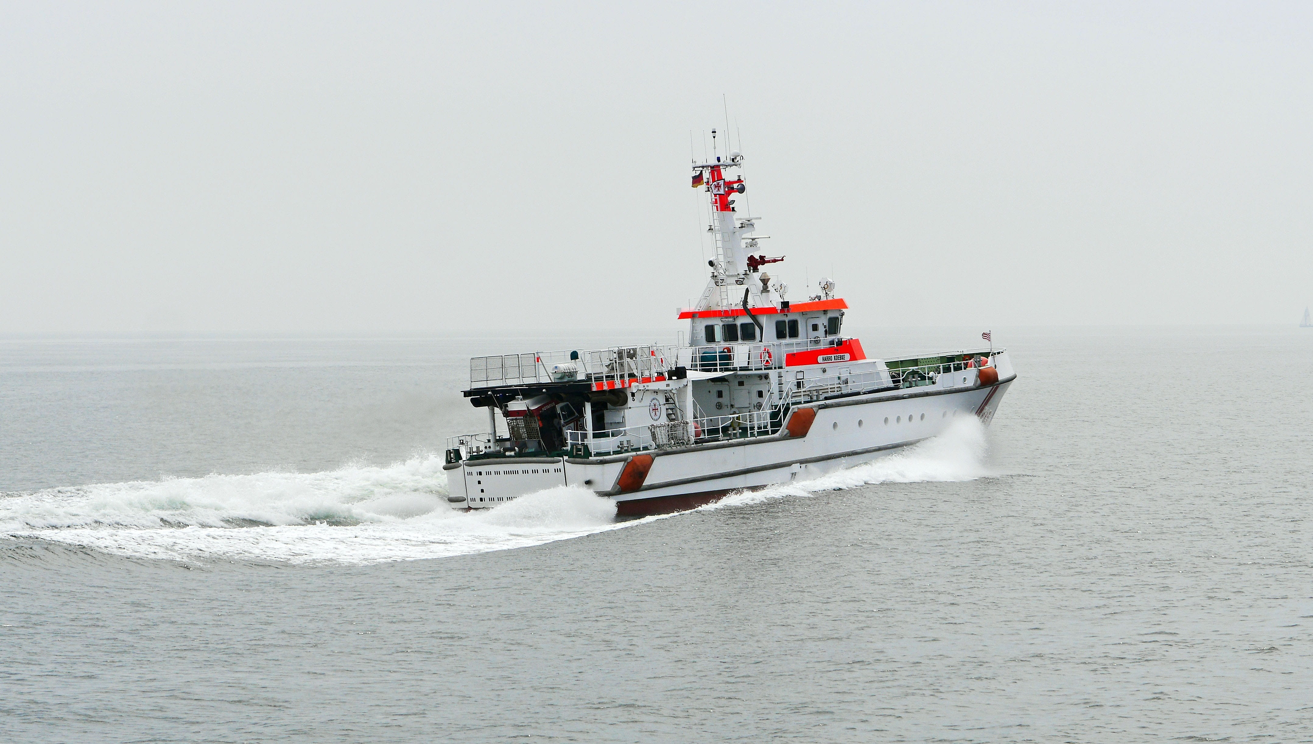 outdoors, motion, horizon over water, no people, Lifeboat, Power, nautical vessel, nature, healthcare and medicine, rescue, accidents and disasters, distress, HD Wallpaper