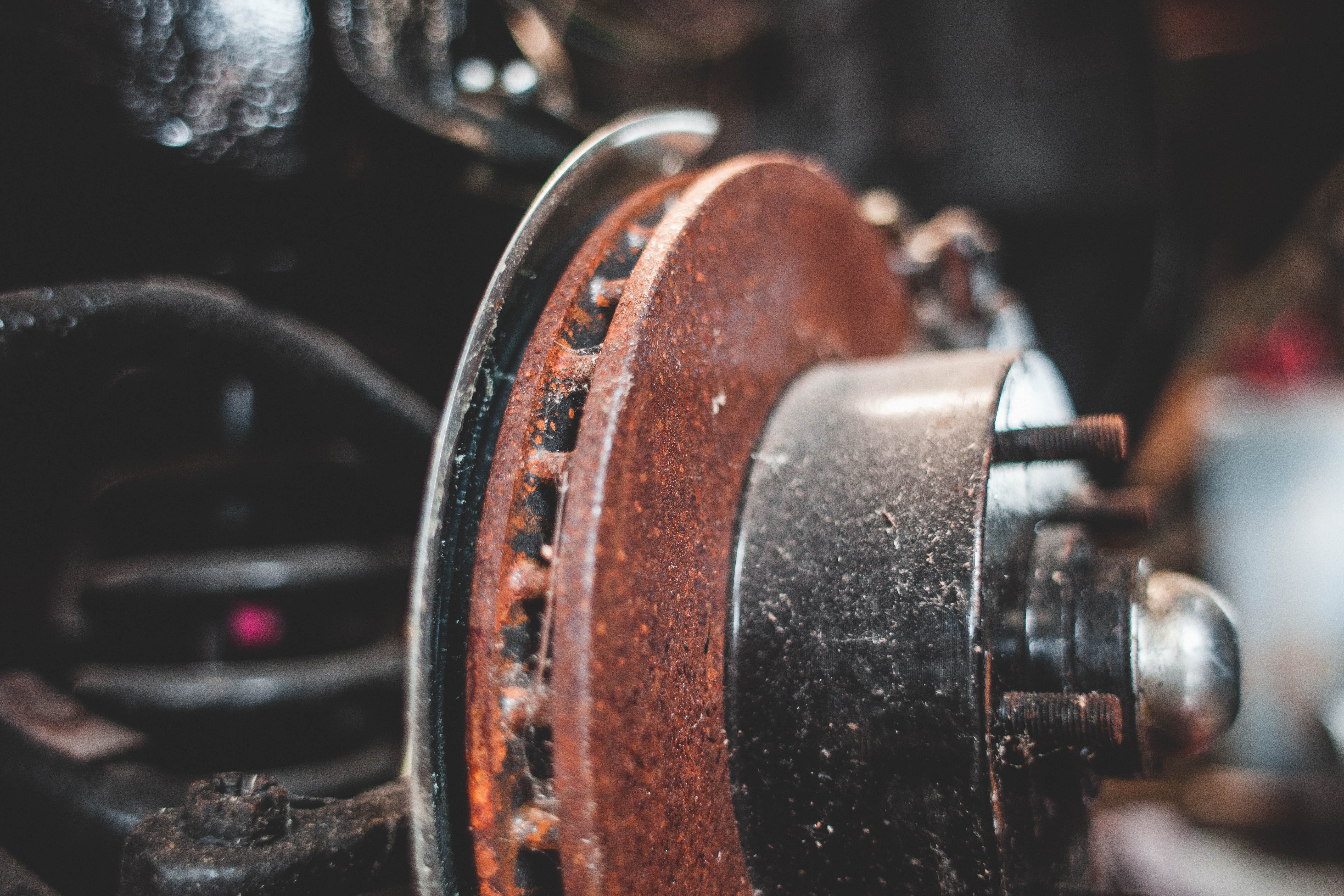 focus on foreground, machine part, cushion, business, weight, gauge, equipment, control, 5K, animal, screw, engine, industrial equipment, cylinder, metal, HD Wallpaper