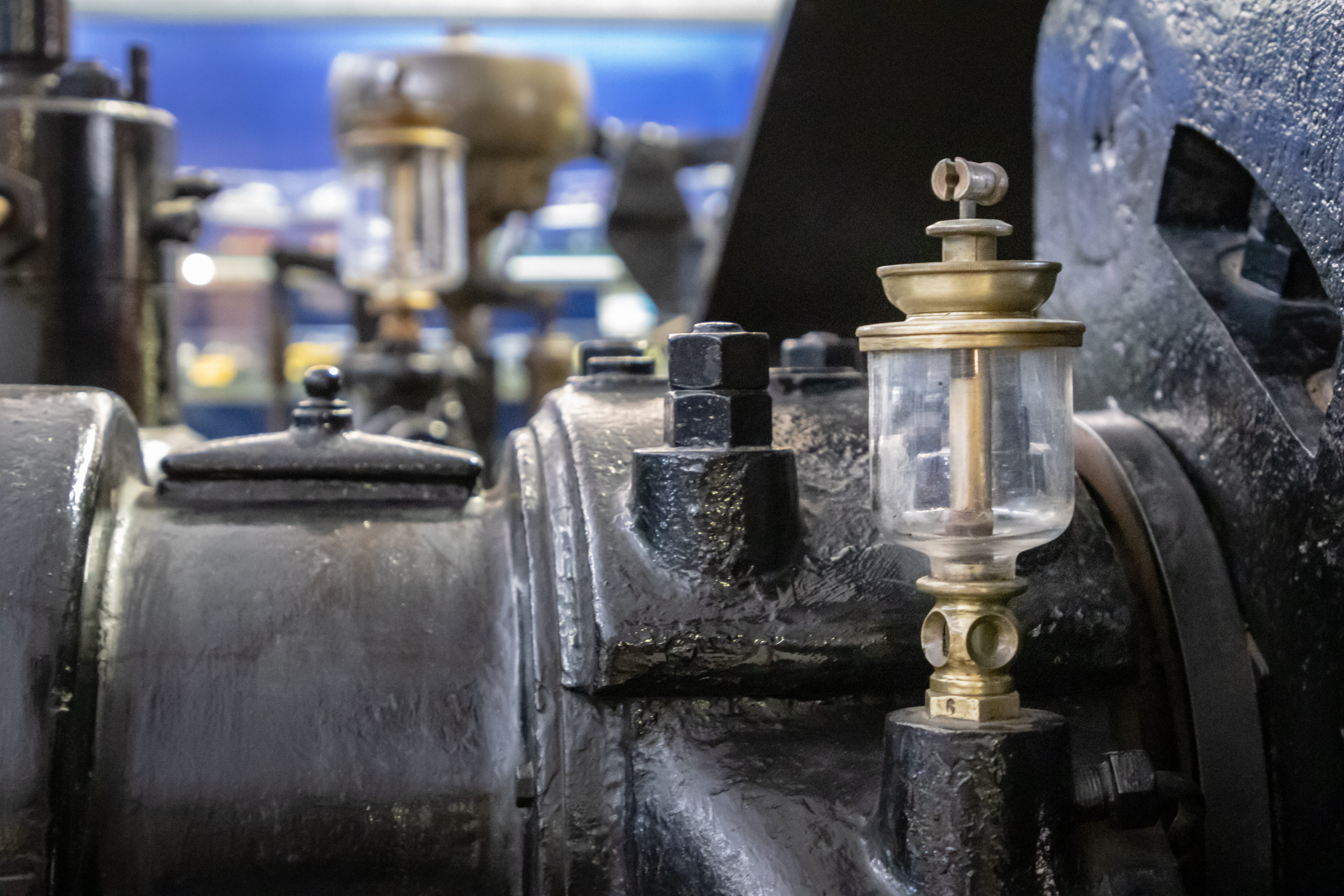 history, industry, wheel, connection, hydrant, indoors, machine valve, factory, old, plumbing, building, metal, lathe, day, mirror, outdoors, tap, 5K, HD Wallpaper