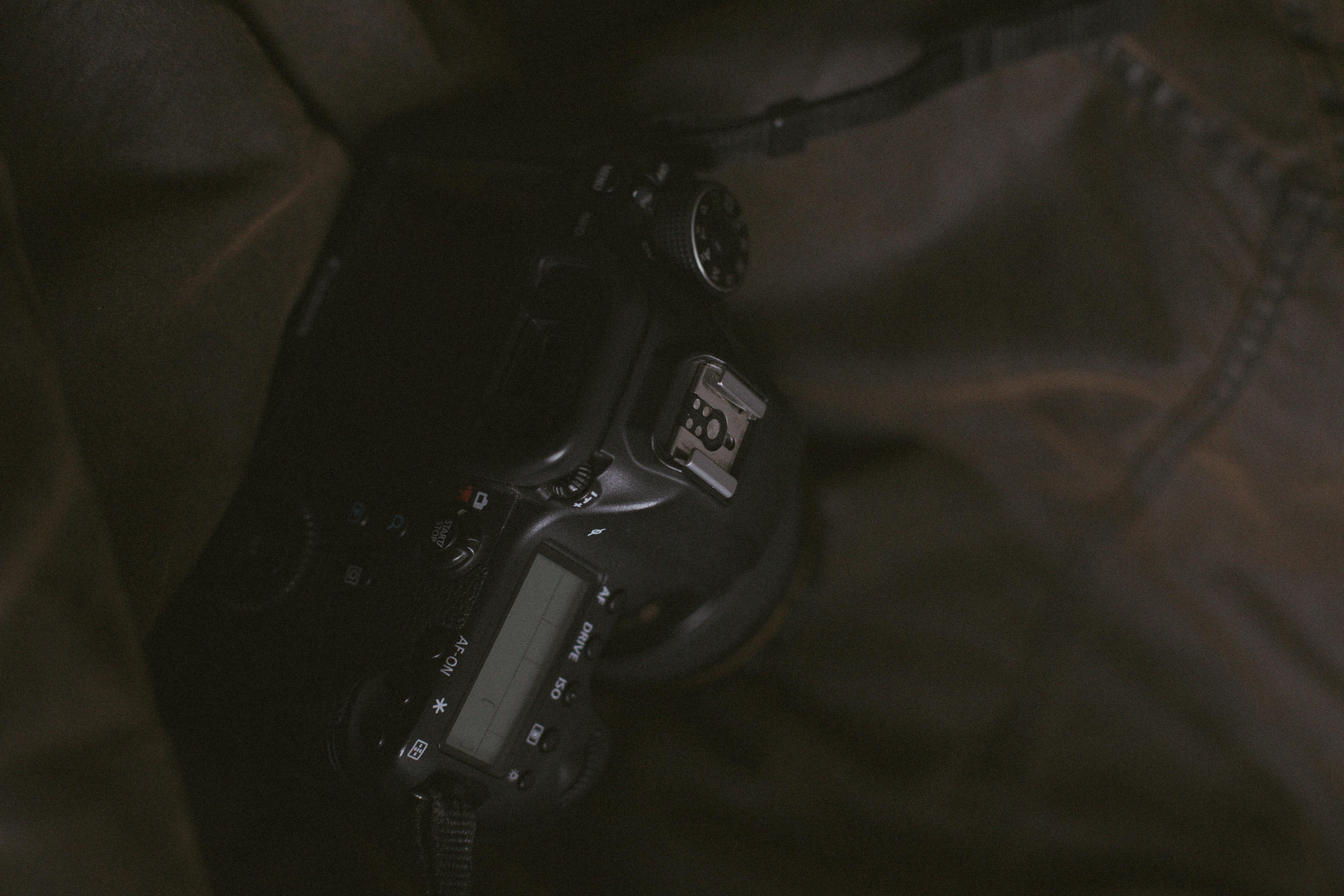 camera, night life, human body part, brake, weapon, black color, high angle view, electronics, drive shaft, goggles, projector, musician, accessories, aggression, HD Wallpaper