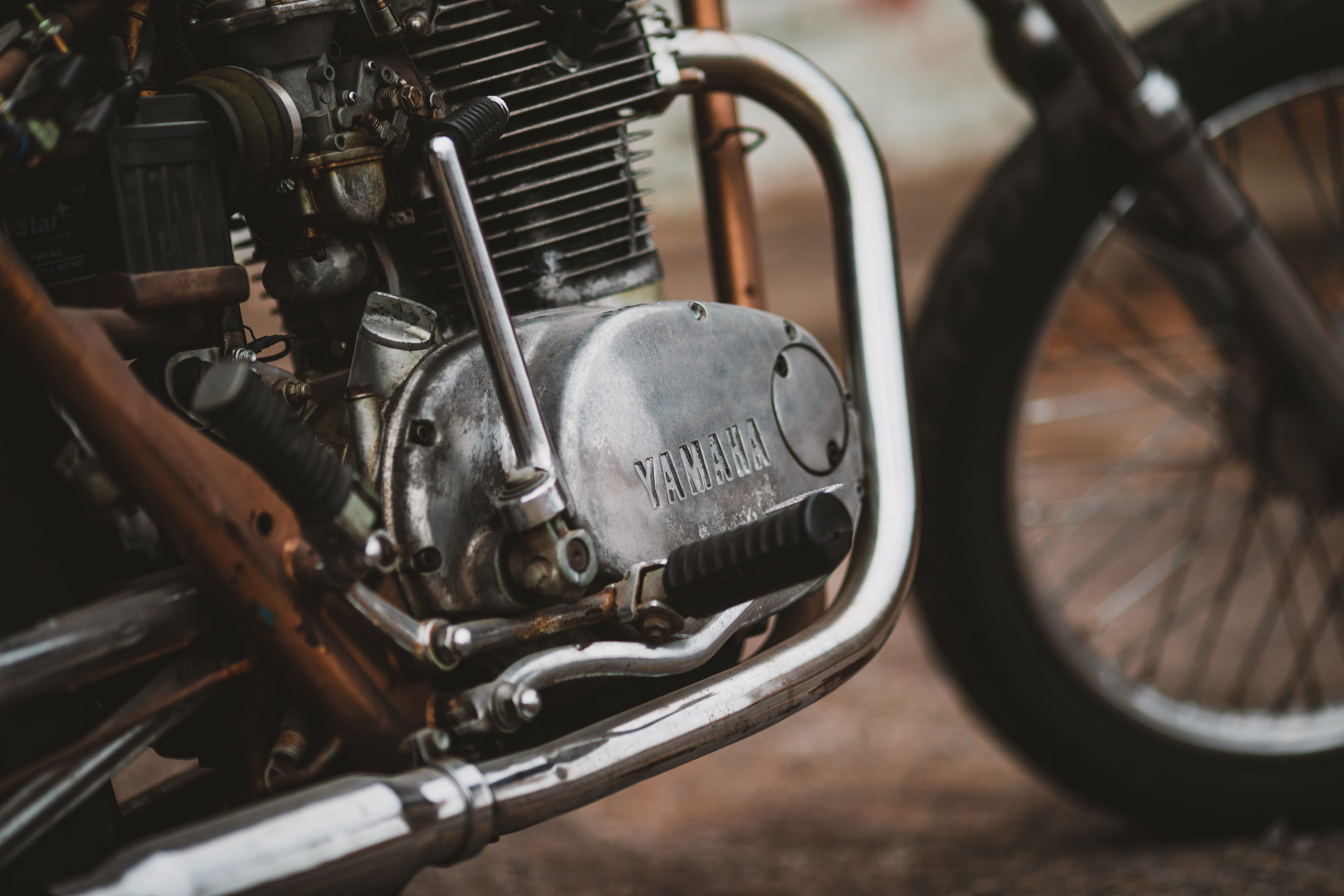 coil, turbine, machine, silver, selective focus, bike, mode of transportation, stationary, brake, outdoors, engine, display, drive shaft, motor vehicle, HD Wallpaper