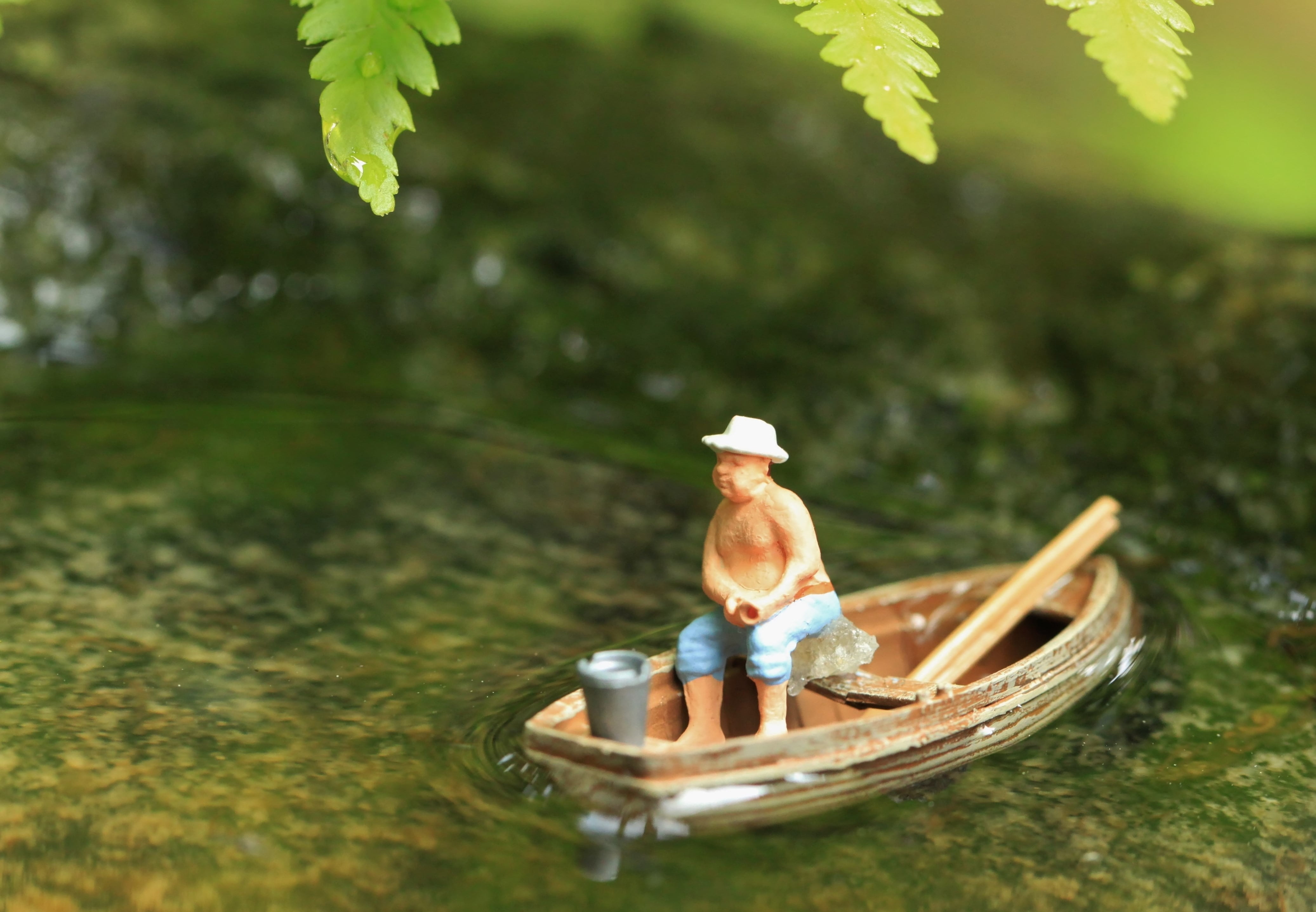 plastic figurine, plant, man, nature, trip, model, plastic figure, macro, holiday, child, 4K, childhood, liliput, mite, men, day, tree, pond, close, offspring, HD Wallpaper