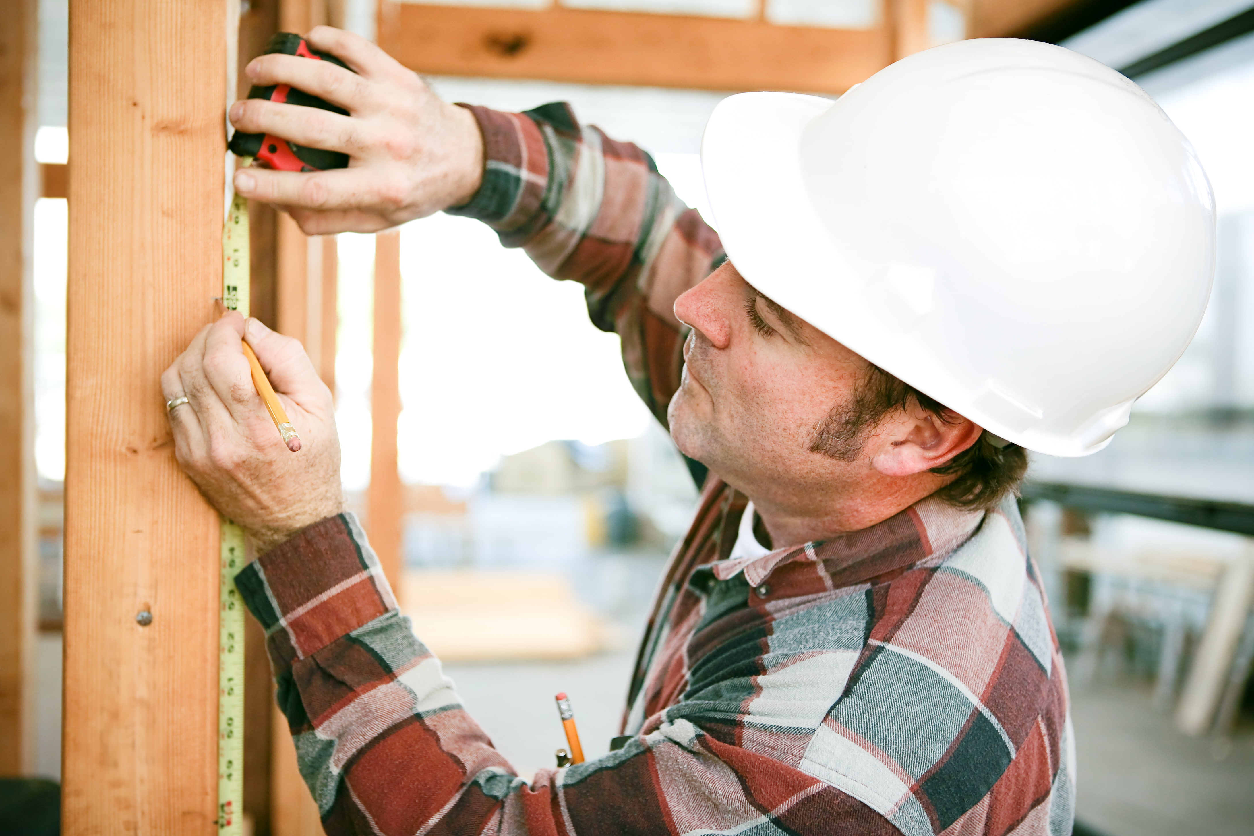 worker, 4K, wood, steps, pearls, construction, HD Wallpaper