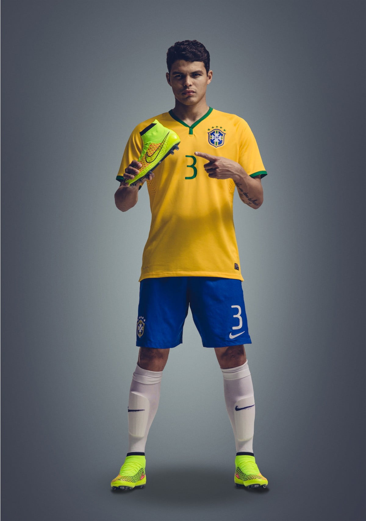 yellow, athlete, Nike, sport, Chorão, s, studio shot, front view, clothing, men, one person, young adult, sports clothing, indoors, gray background, shirt, Phone HD Wallpaper