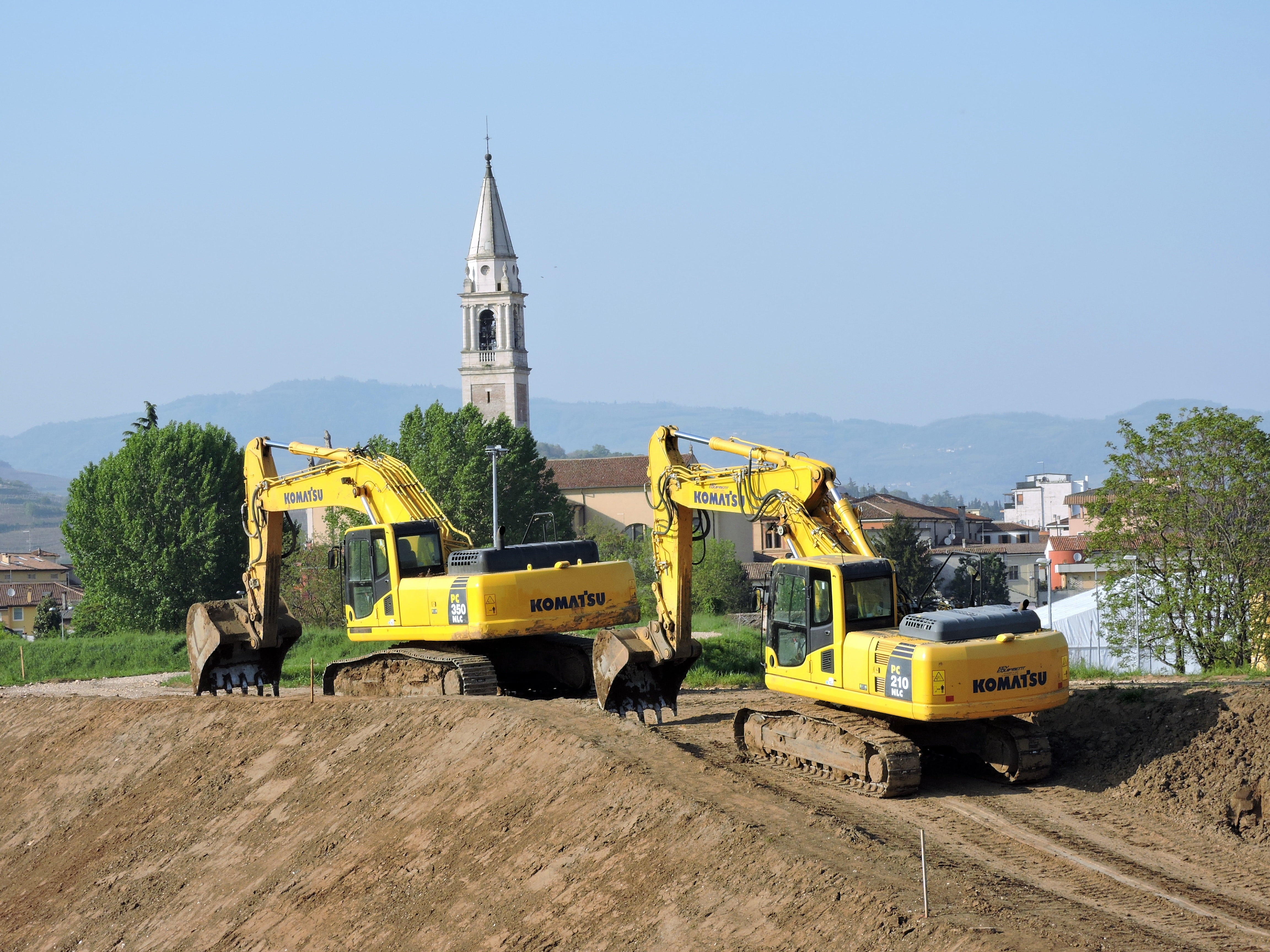 mode of transportation, road construction, day, clear sky, road, earthmoving, sky, earth mover, construction industry, nature, machinery, construction machinery, HD Wallpaper