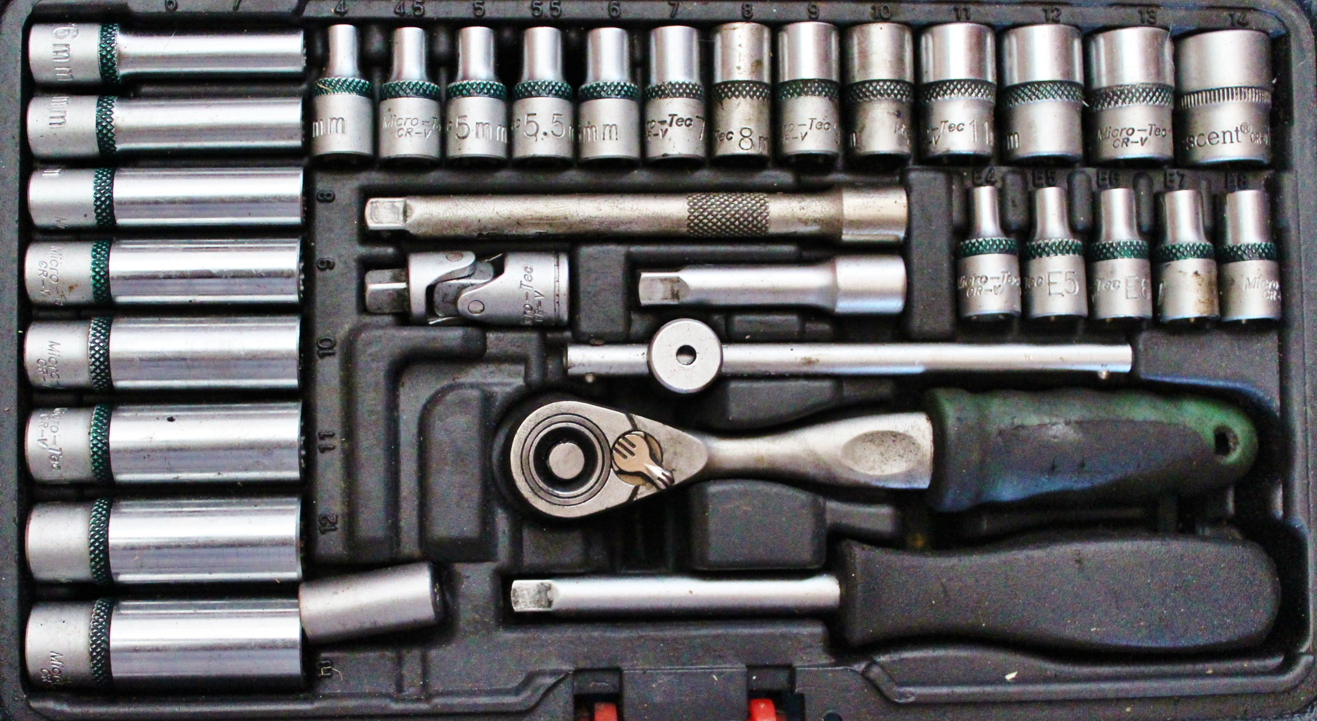 design, old, large group of objects, silver colored, metal, machine part, full frame, equipment, set, gun, ratchet, close-up, backgrounds, 4K, communication, HD Wallpaper