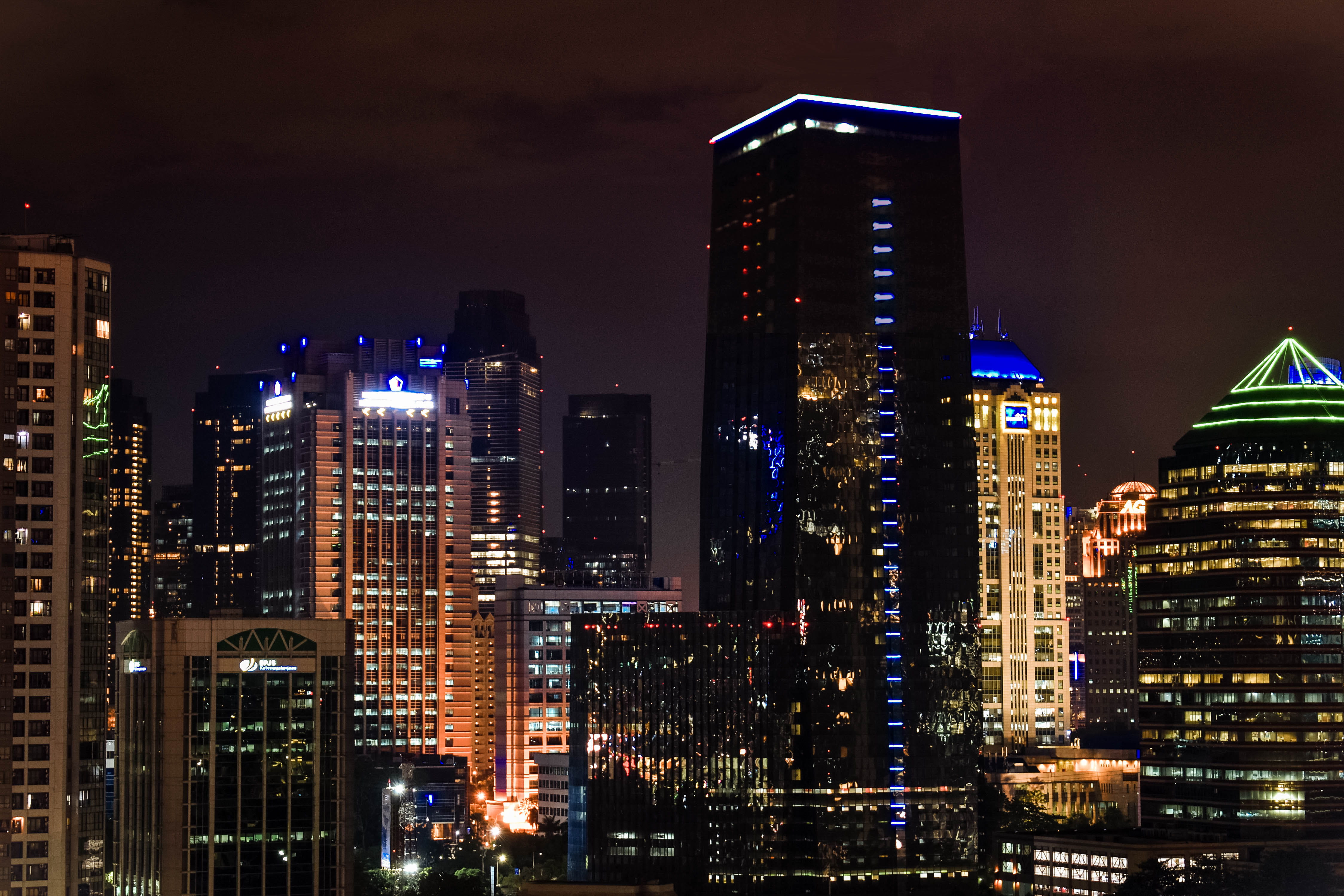 light, lights, financial district, modern, tall - high, apartment, city, urban skyline, building, outdoors, skyscraper, office, high, no people, night, HD Wallpaper