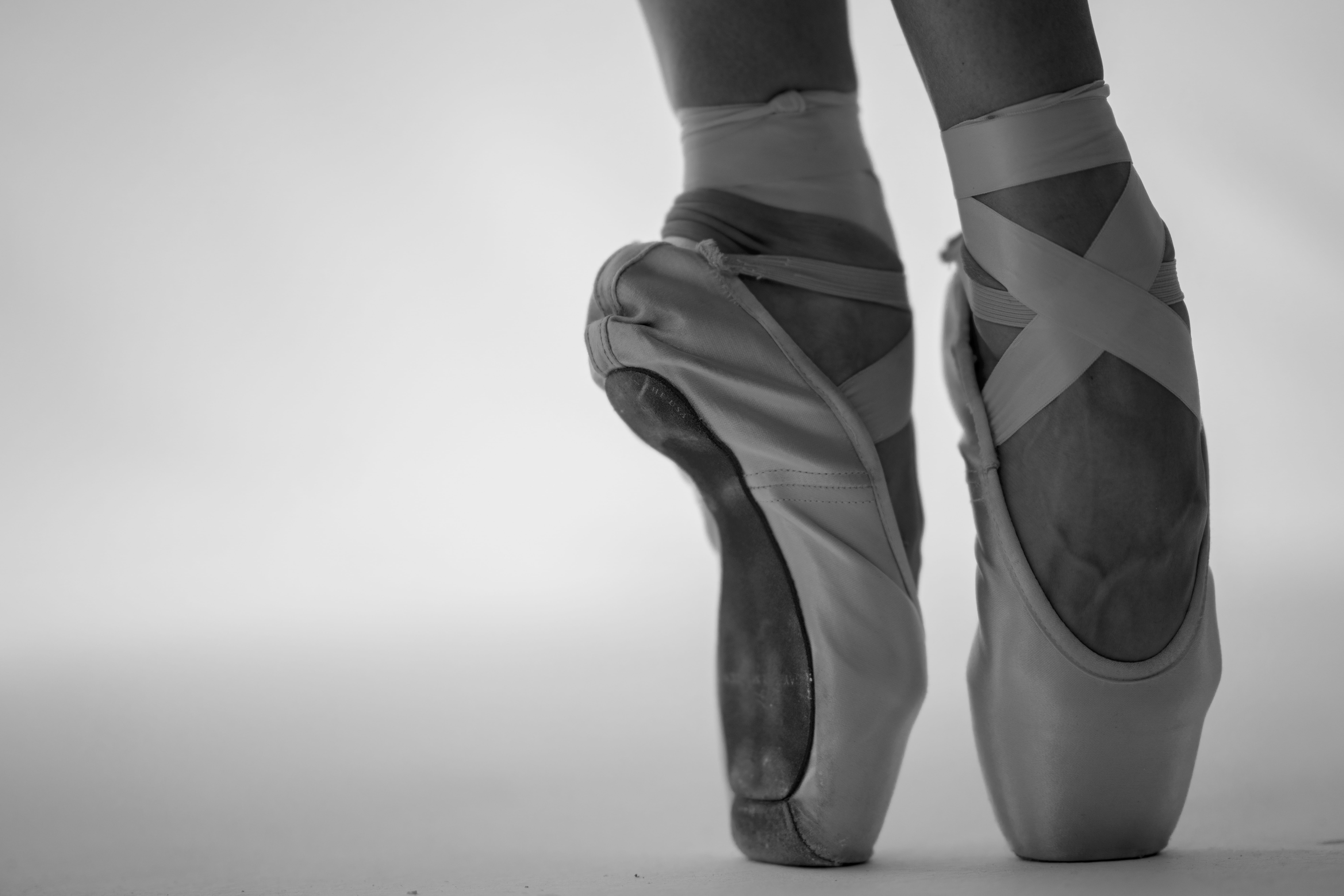 human, high heels, 8K, adult, point, human body part, one person, song, elegance, heel, human limb, clothing, human leg, point shoes, fashion, i̇stanbul, HD Wallpaper