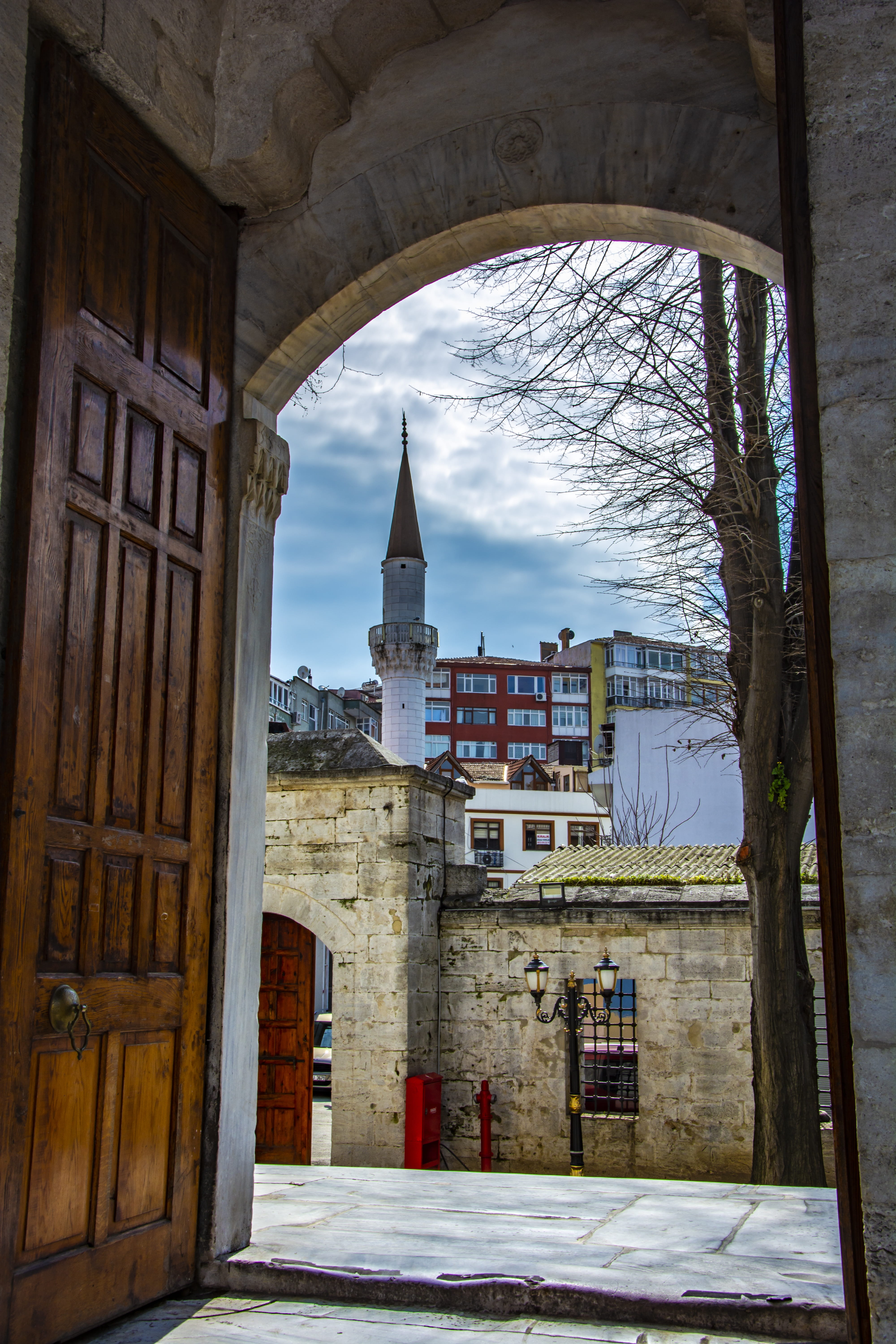 no people, belief, place of worship, city, turkey, building, outdoors, religion, tree, 5K, tower, arch, üsküdar, day, on, architecture, dome, travel destinations, Phone HD Wallpaper