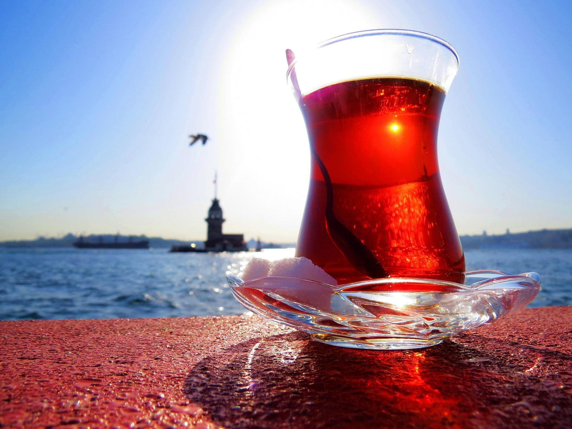 sunlight, turkey, luxury, 1080P, household equipment, alcohol, outdoors, freshness, clear sky, red, food and drink, Food, drinking glass, focus on foreground, HD Wallpaper