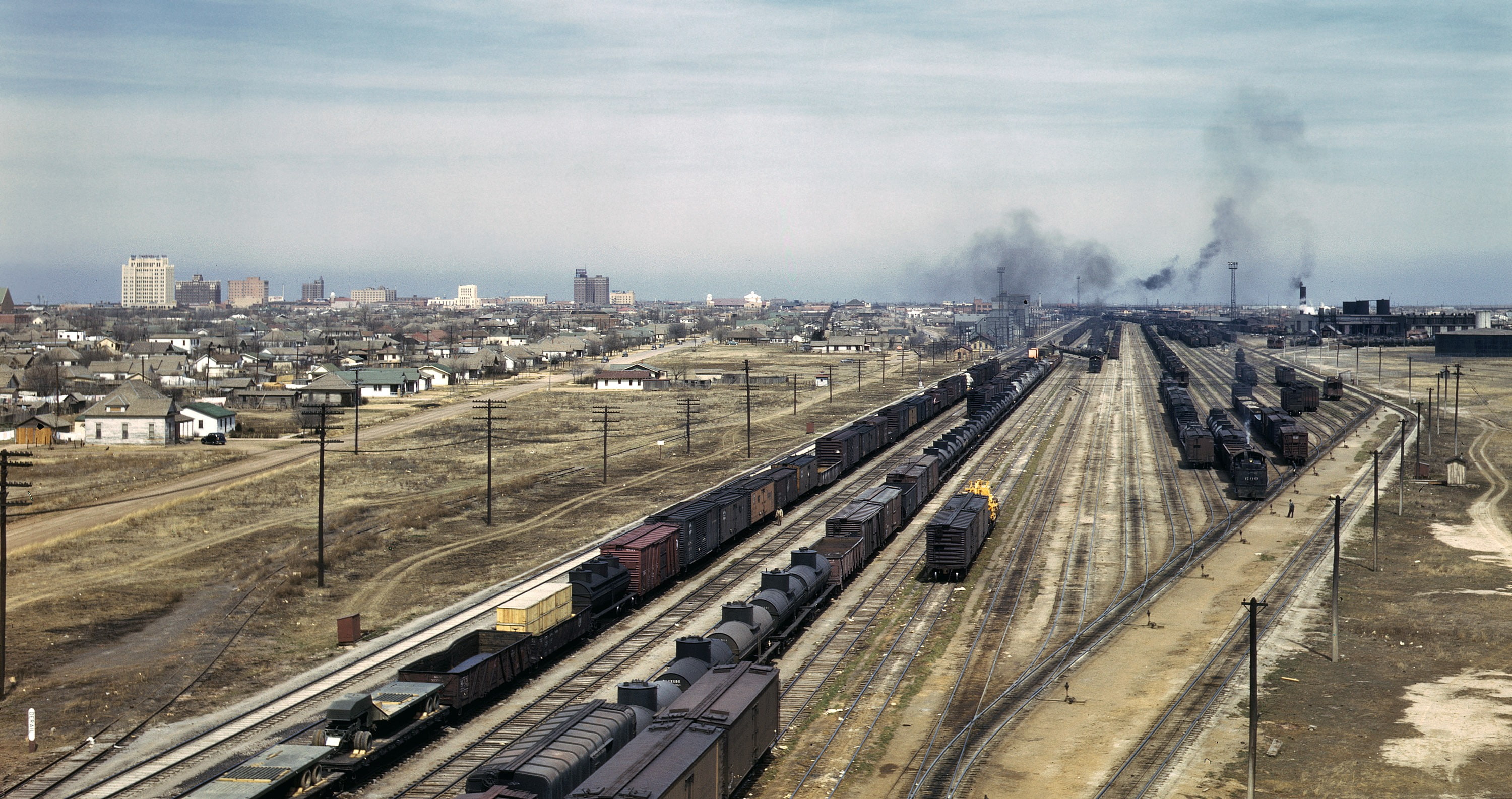 train, 2K, rail yard, HD Wallpaper