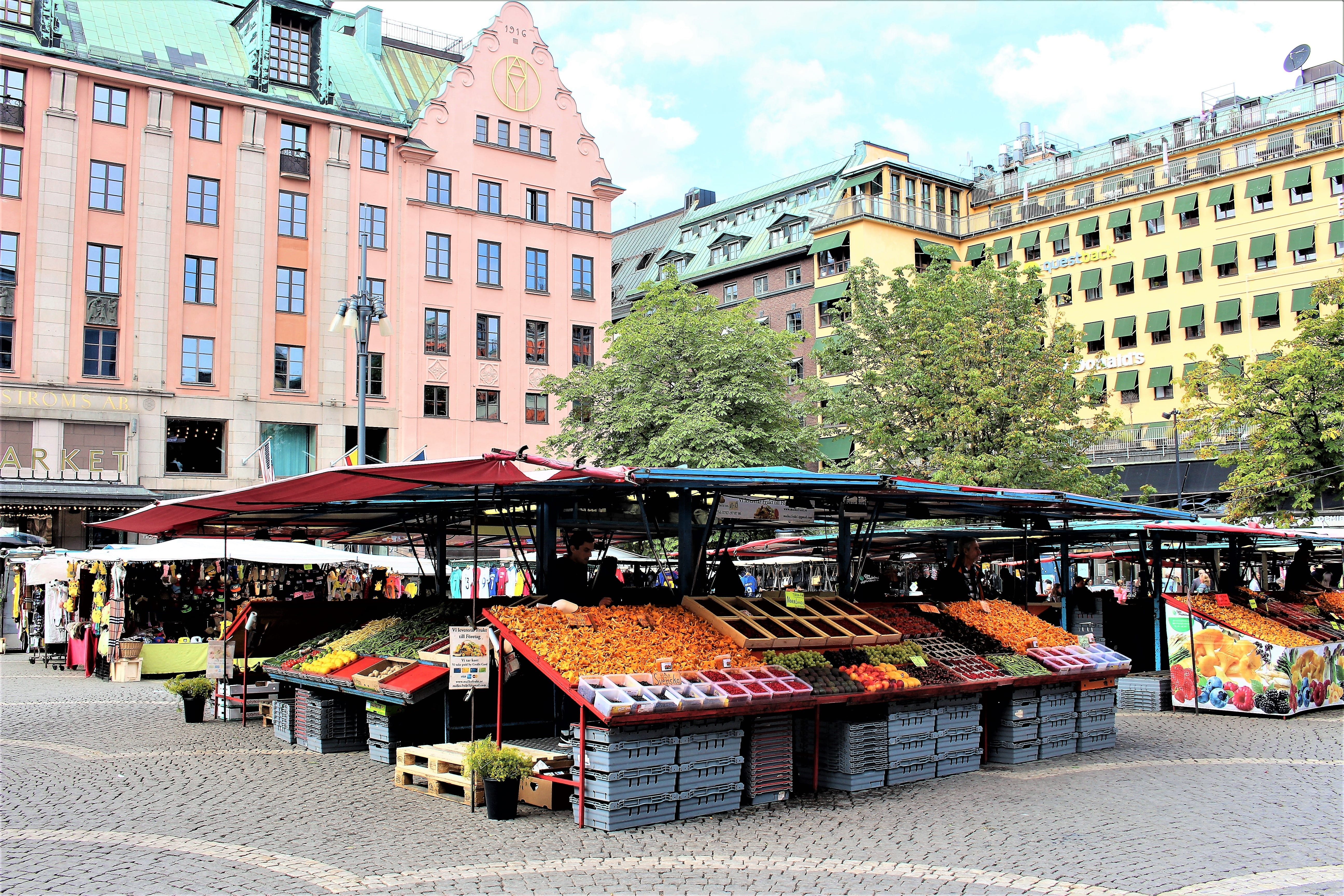 sweden, building, nature, autumn day, autumn, near, house, shopping centre, tree, colorful, business, sky, street, city, market stall, square, fruit, 5K, HD Wallpaper