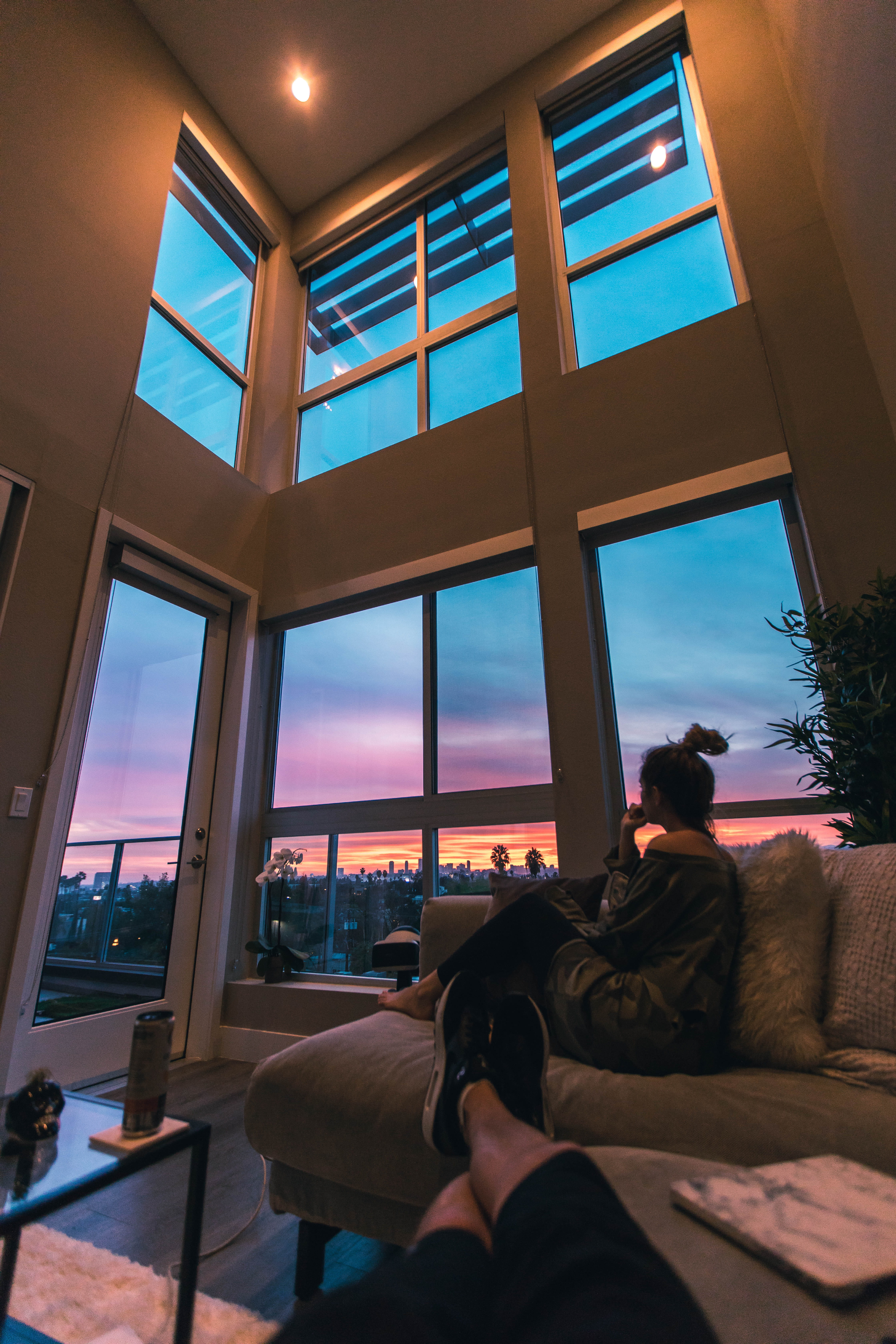 two people, united states, california, sofa, hues, seat, sitting, rear view, 5K, comfy, views, west hollywood, sky, city, glass - material, red, women, Phone HD Wallpaper