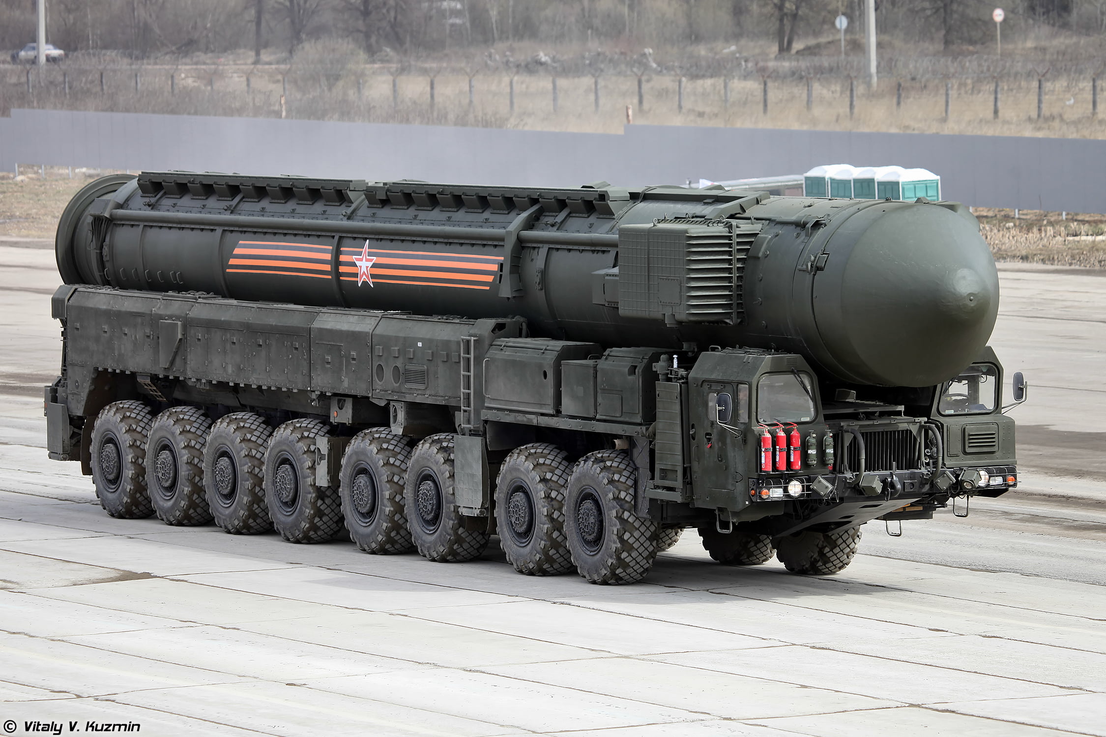 day, nuclear weapons, power, street, freight transportation, black, outdoors, victory parade, fuel tanker, gun, SRF, conflict, ICBM, steel, industry, army, HD Wallpaper