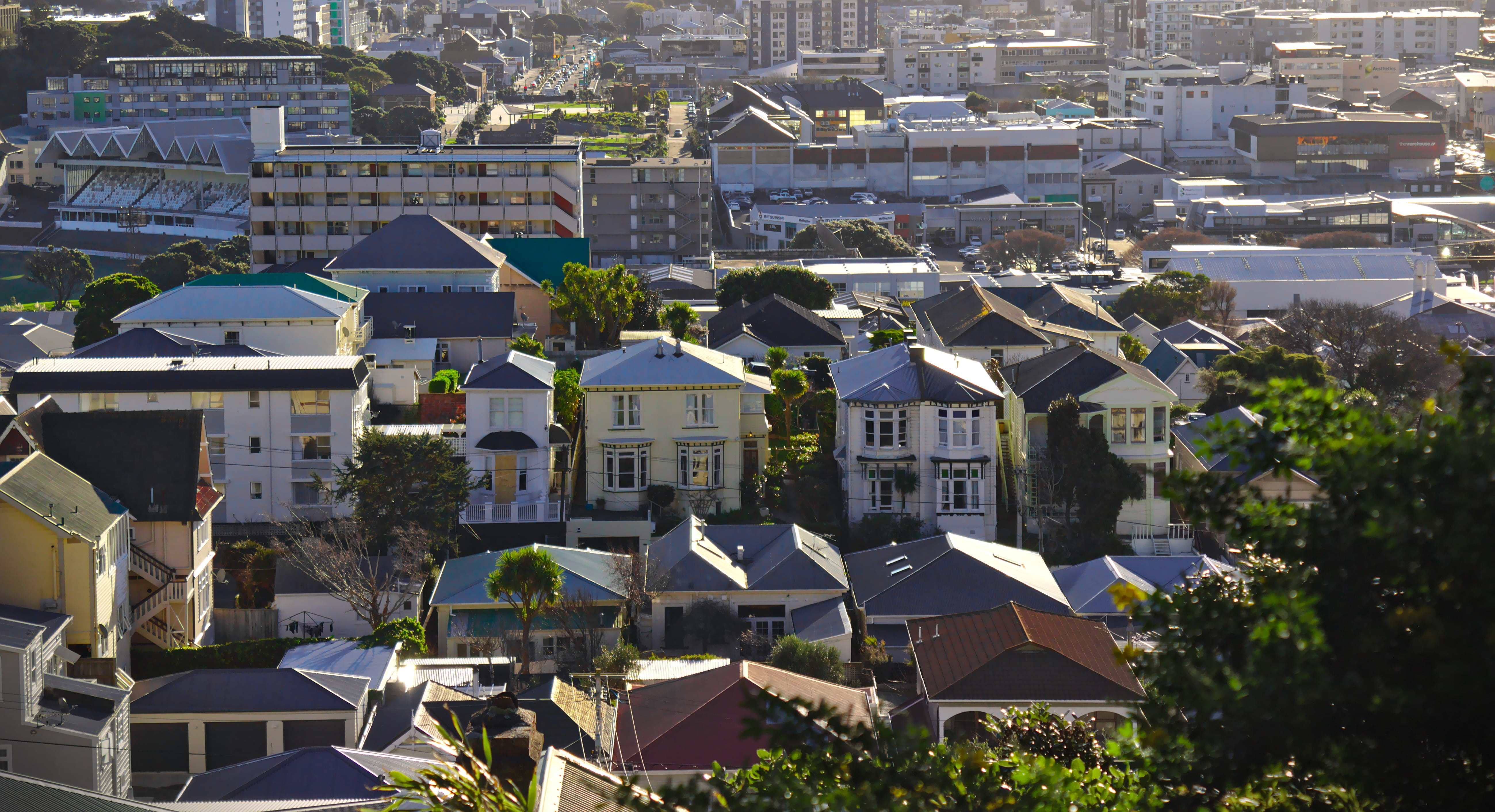 housing, roof, property, high angle view, sunlight, city, residential district, apartment, built structure, wellington, tree, building, townscape, cottage, HD Wallpaper