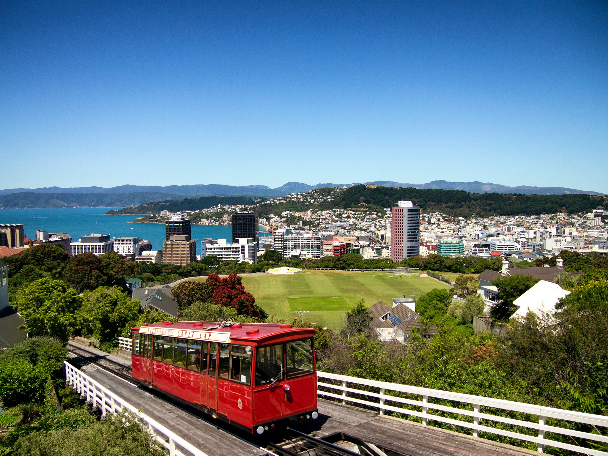 harbor, building exterior, building, mountain, wellington, plant, outdoors, built structure, buildings, urban, nature, daytime, clear sky, no people, sky, HD Wallpaper