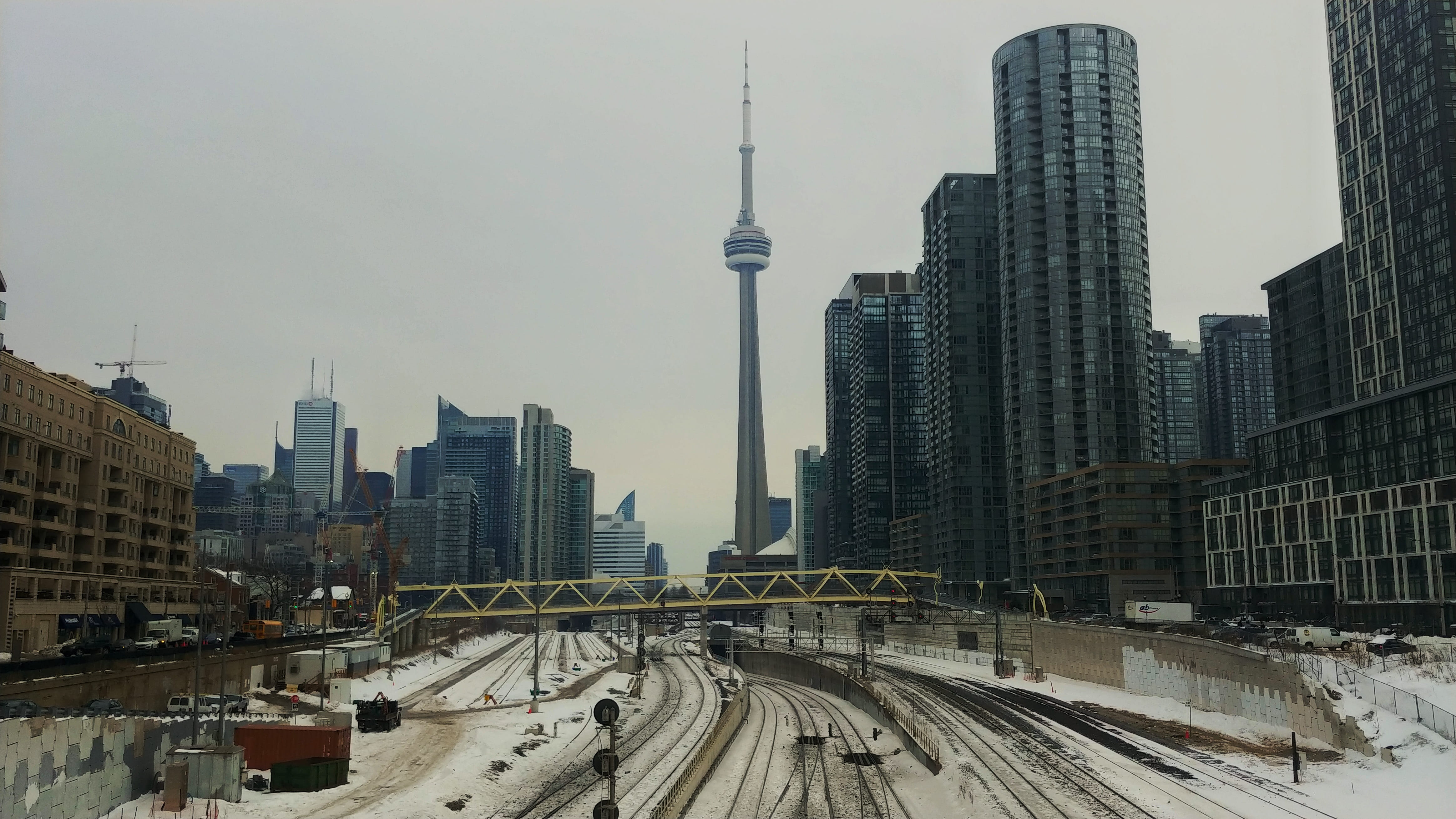 canada, metropolis, building, built structure, travel destinations, spire, transportation, way, sky, tourism, modern, road, near, 4K, skyscraper, buildings, HD Wallpaper