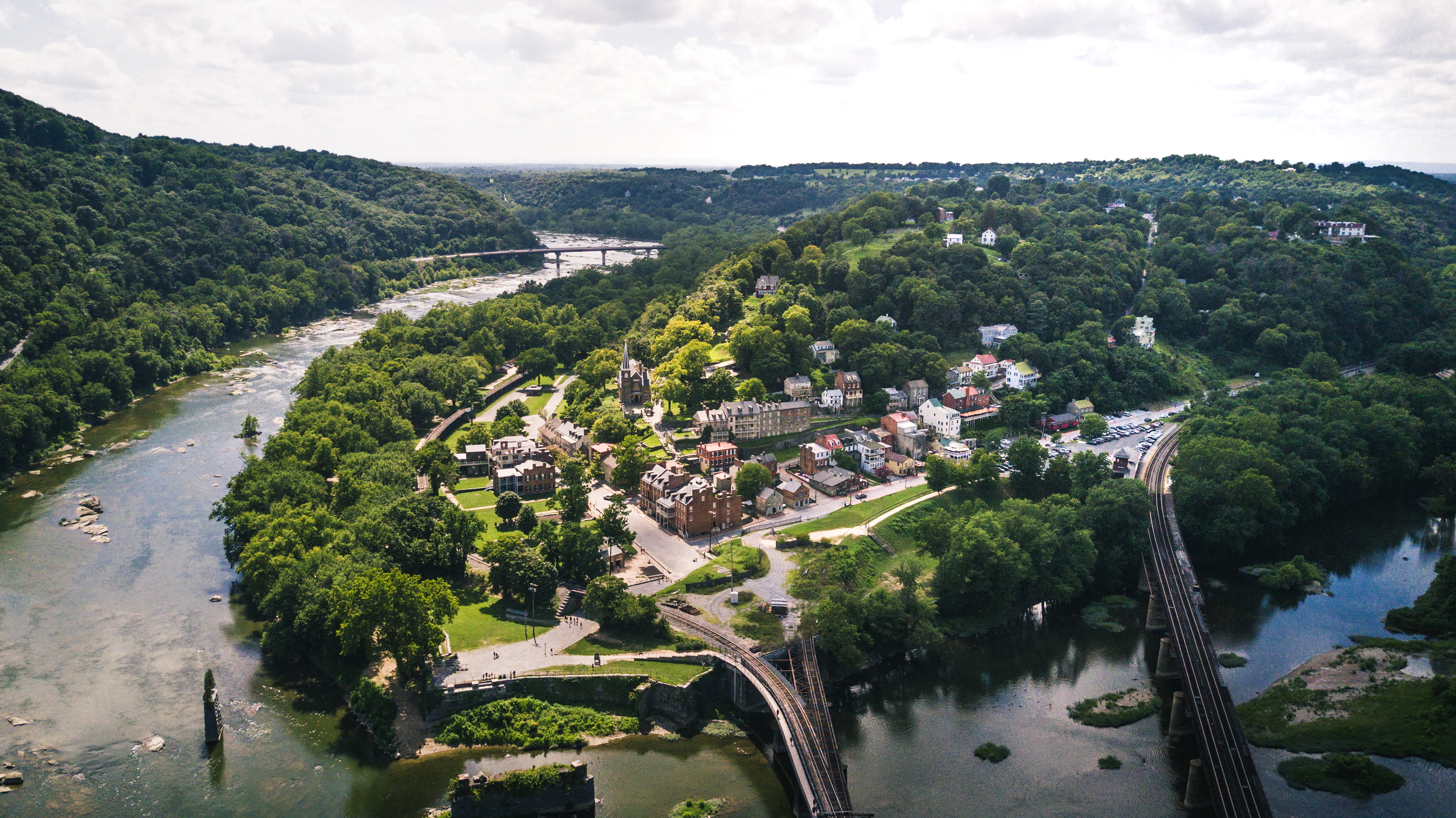 city, sky, growth, green color, outdoors, west virginia, railway, cityscape, day, beauty in nature, island, suburb, river, vegetation, plant, scenics - nature, HD Wallpaper