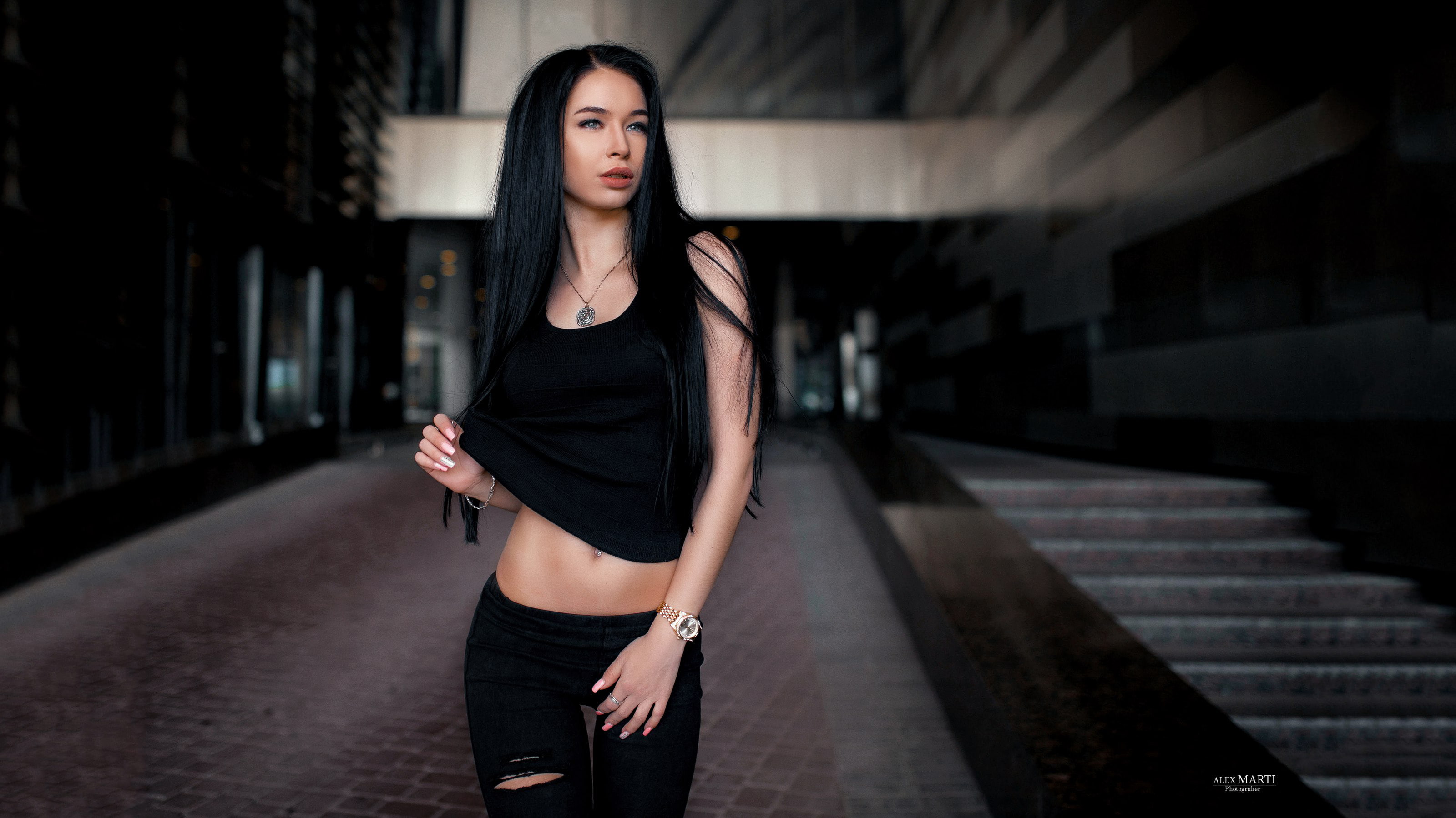 Anastasia Rumiantseva, T-shirt, long hair, torn jeans, women, looking away, alex marti, model, brunette, 2K, HD Wallpaper
