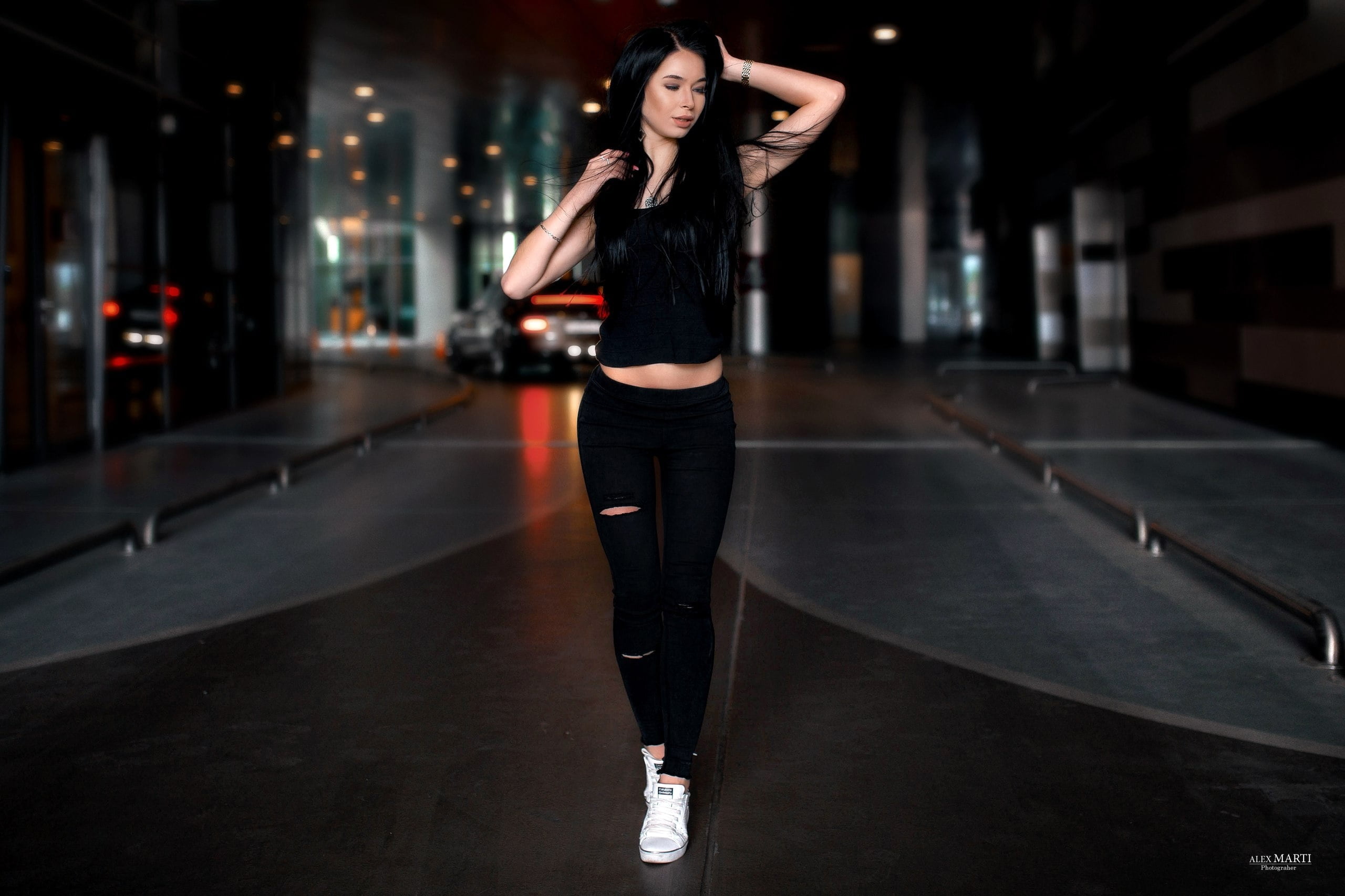 pose, bokeh, slim, Alex Marti, lights, Mike, in black, pants, sneakers, makeup, on the road, hairstyle, brunette, is, figure, 2K, night, torn, girl, HD Wallpaper