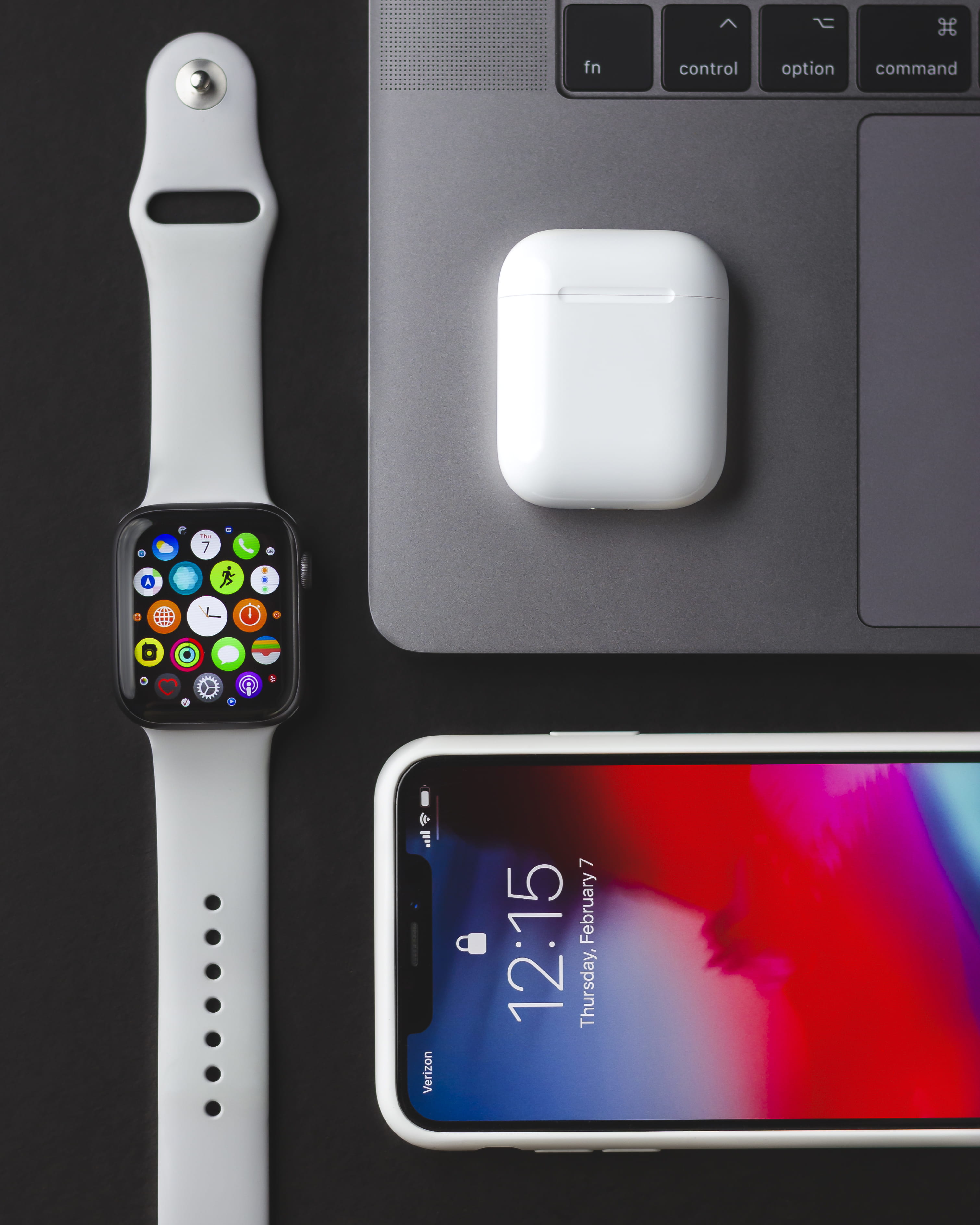 modern, computer icon, equipment, studio shot, choice, indoors, medical equipment, wireless technology, aluminum, control, white, industry, watch, sport, Phone HD Wallpaper