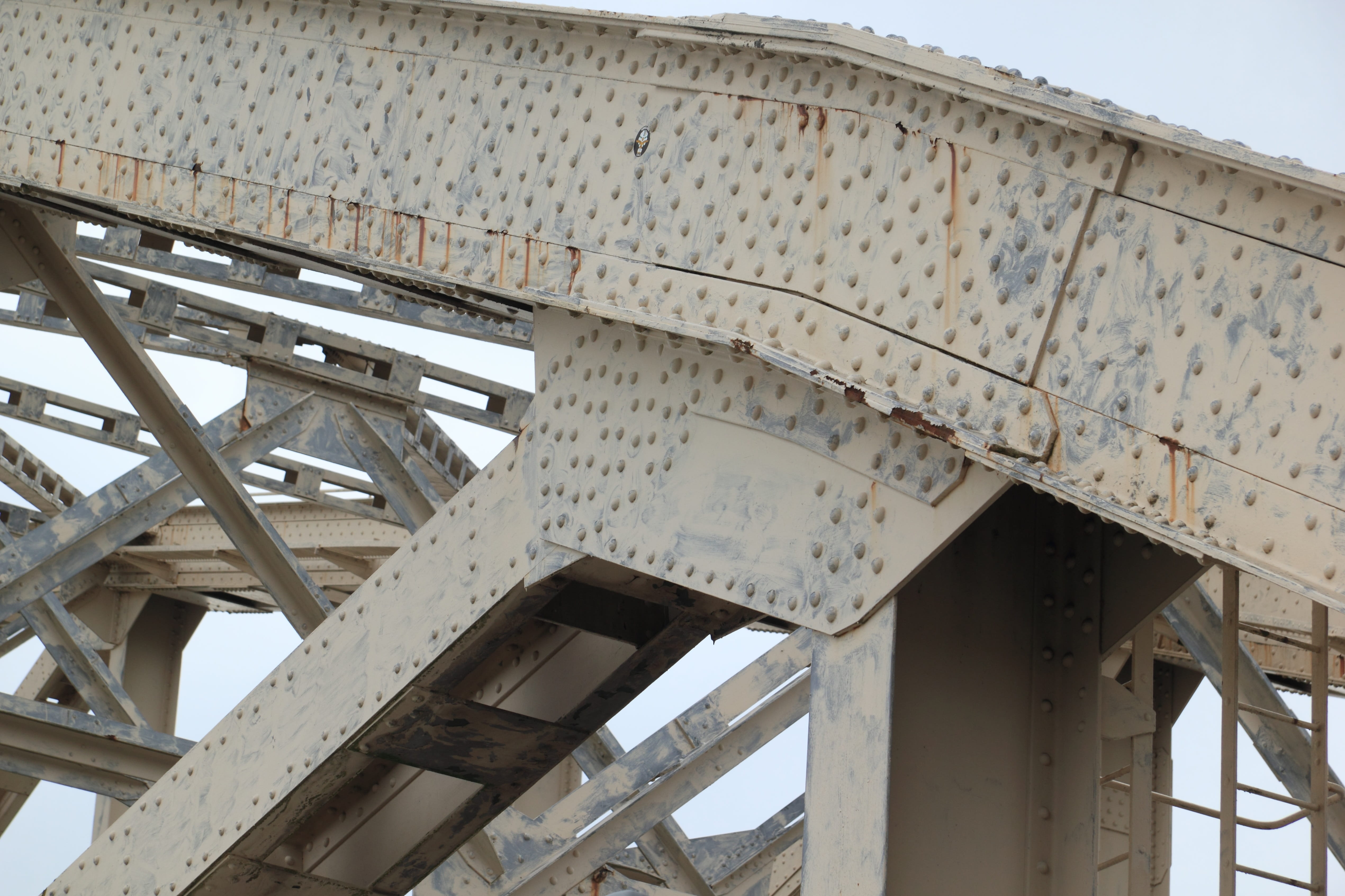 steel, girder, nature, ceiling, architecture, metal, outdoors, no people, history, old, abandoned, 2016, Netherlands, architectural column, damaged, pattern, HD Wallpaper